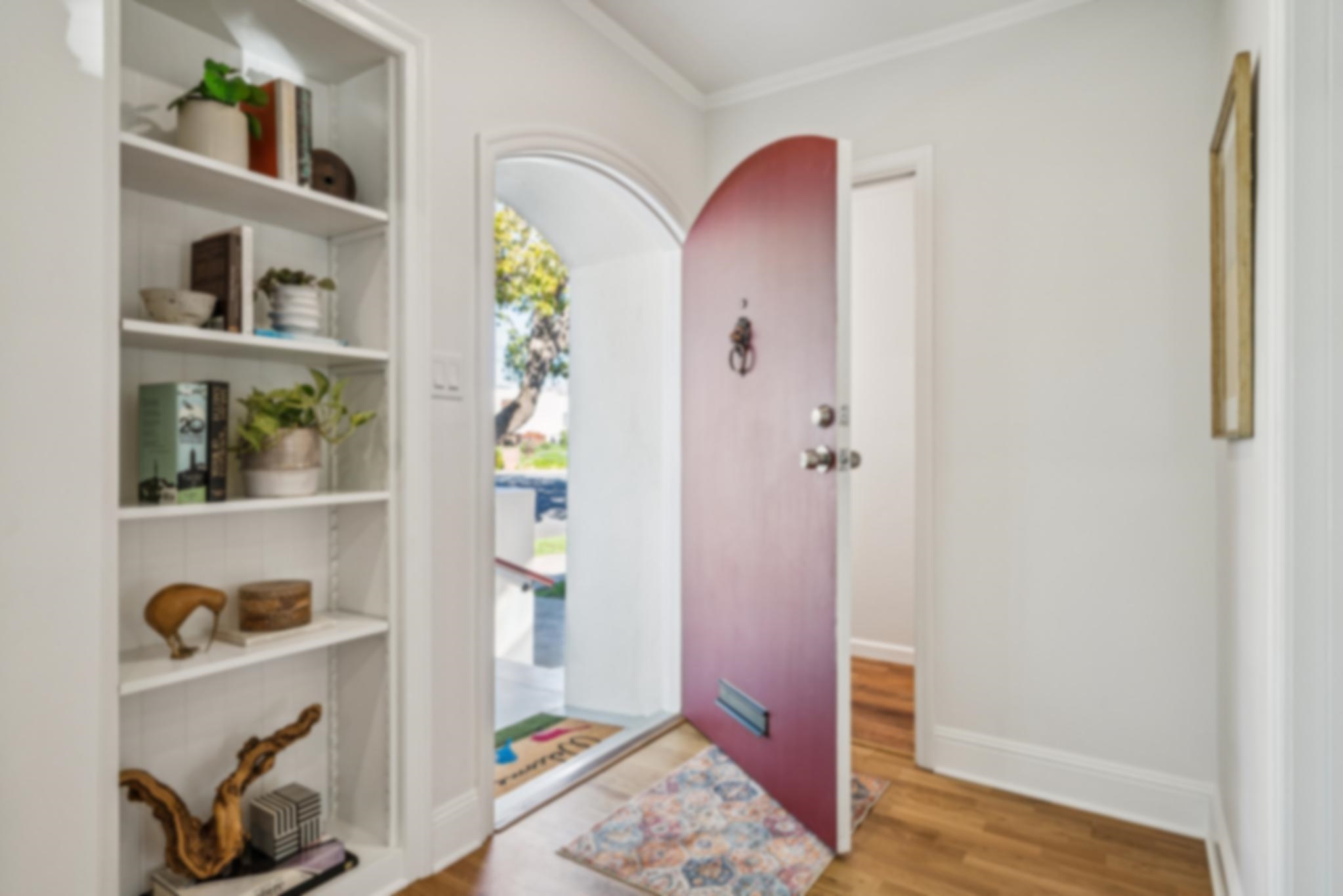 Detail Gallery Image 4 of 52 For 1328 Marin Ave, Albany,  CA 94706 - 3 Beds | 1/1 Baths