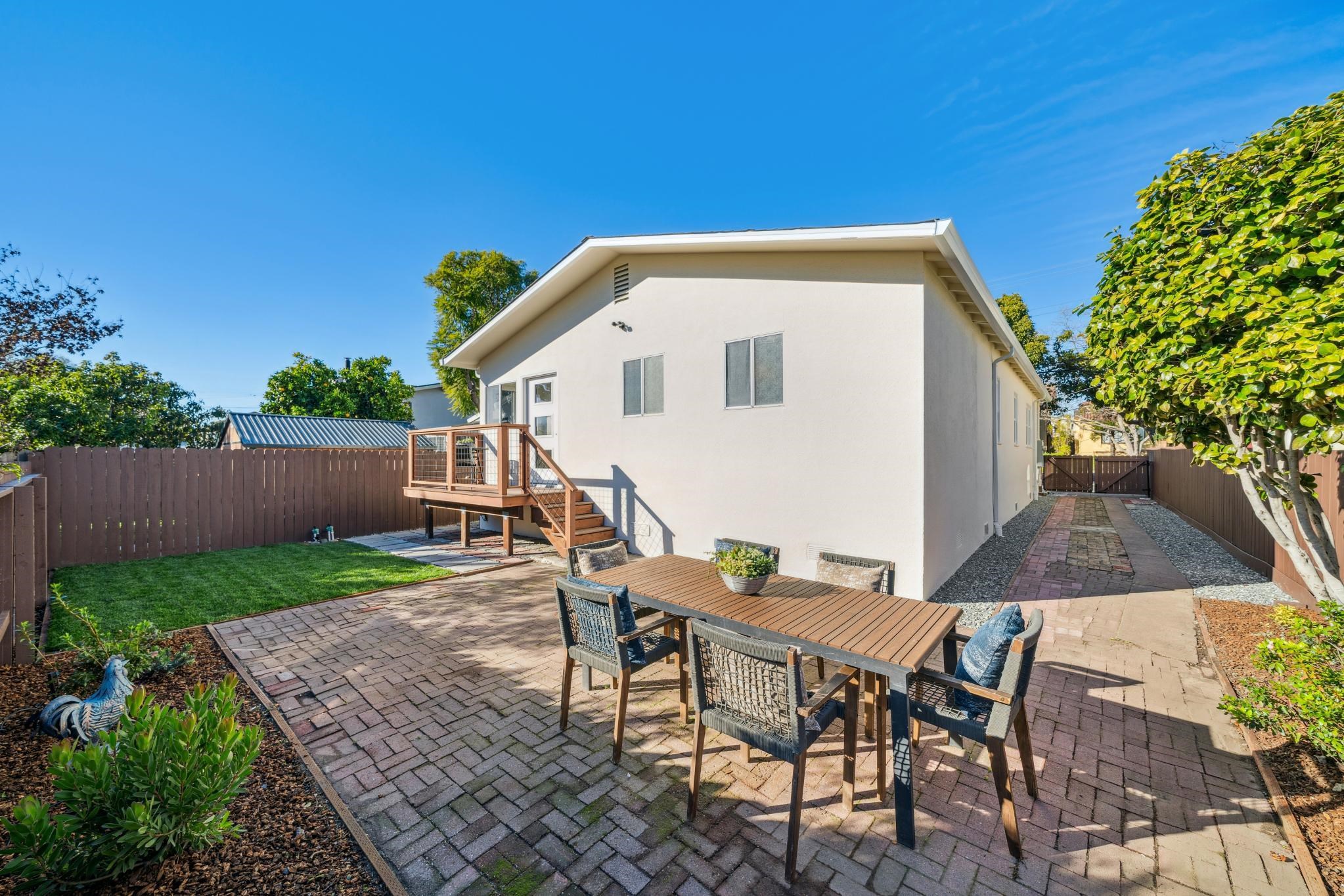 Detail Gallery Image 47 of 52 For 1328 Marin Ave, Albany,  CA 94706 - 3 Beds | 1/1 Baths