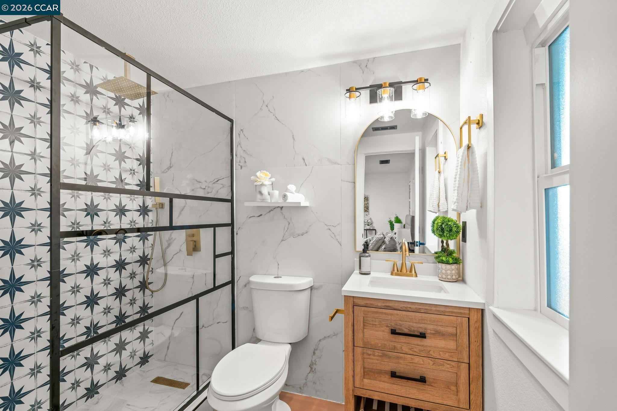 Detail Gallery Image 15 of 31 For 5720 El Dorado Ave, El Cerrito,  CA 94530 - 3 Beds | 2/1 Baths