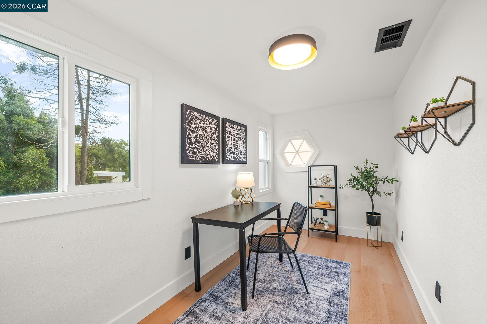 Detail Gallery Image 18 of 31 For 5720 El Dorado Ave, El Cerrito,  CA 94530 - 3 Beds | 2/1 Baths