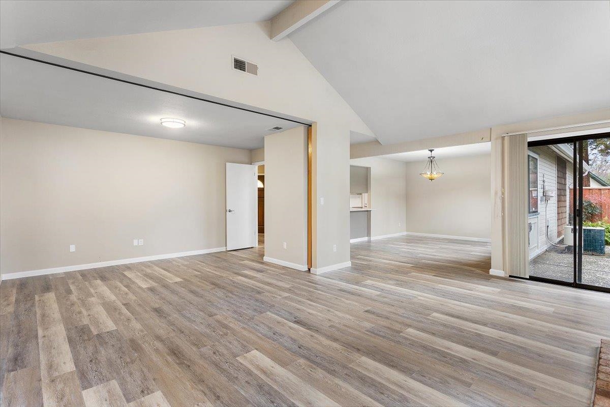 Detail Gallery Image 18 of 42 For 1135 Tiffany Lane, Pleasanton,  CA 94566 - 2 Beds | 2 Baths