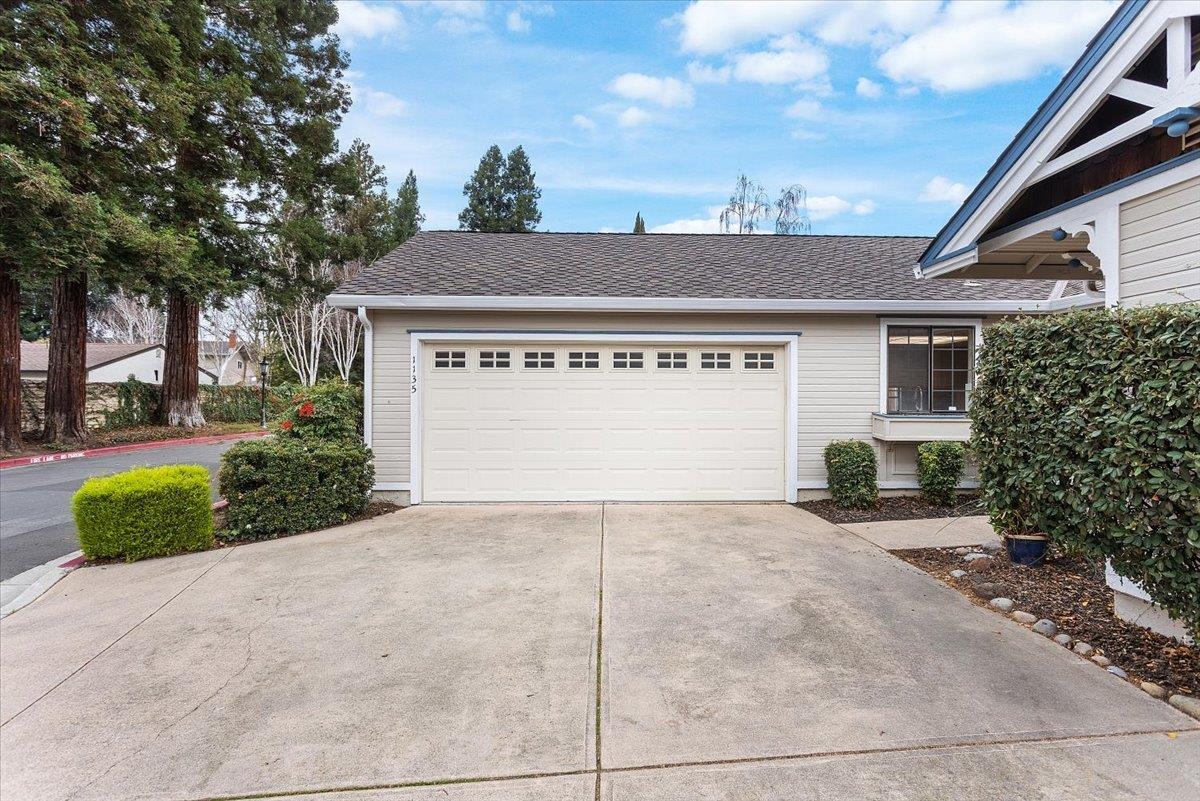 Detail Gallery Image 4 of 42 For 1135 Tiffany Lane, Pleasanton,  CA 94566 - 2 Beds | 2 Baths