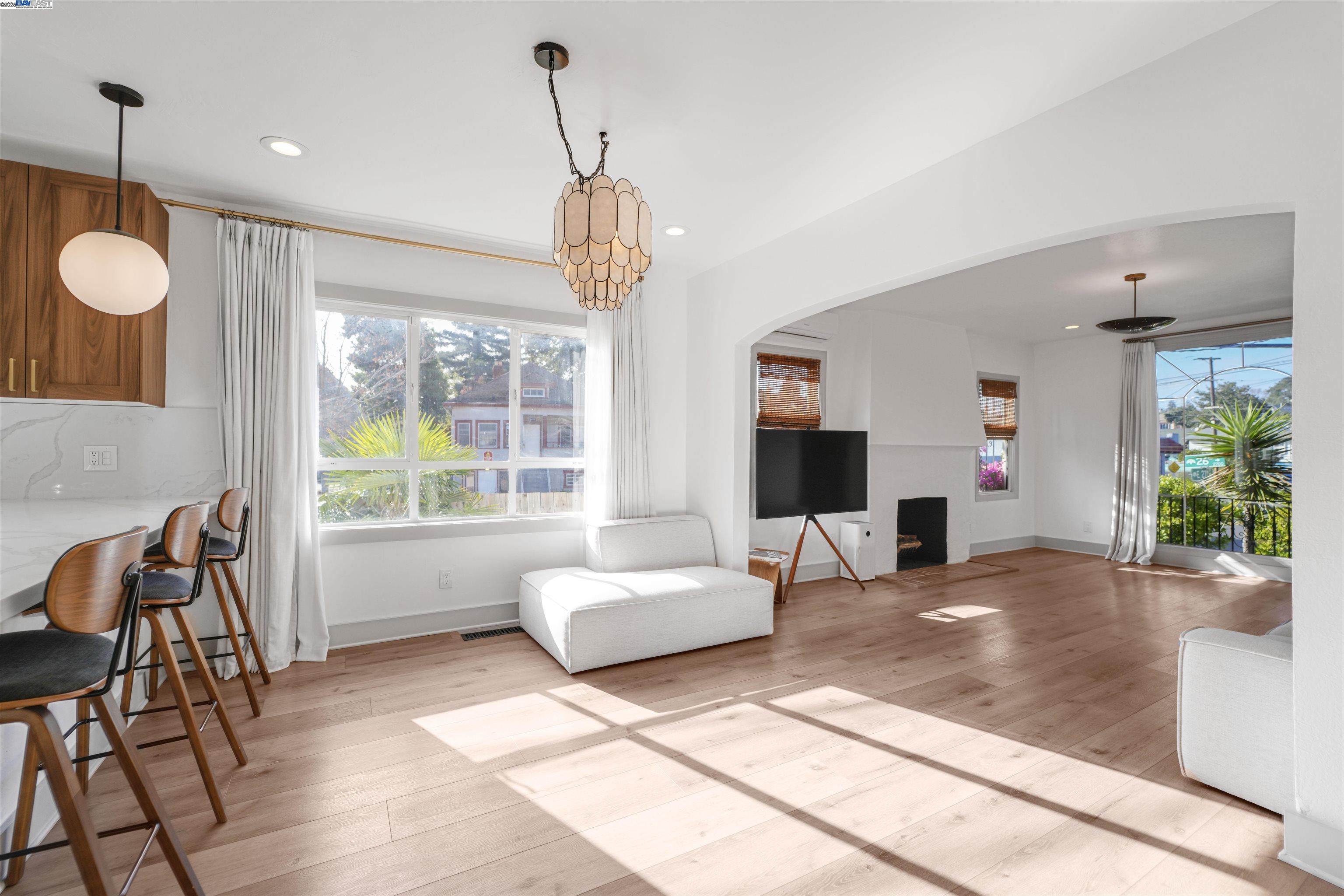 Detail Gallery Image 24 of 60 For 2700 26th Ave, Oakland,  CA 94601 - 2 Beds | 2 Baths