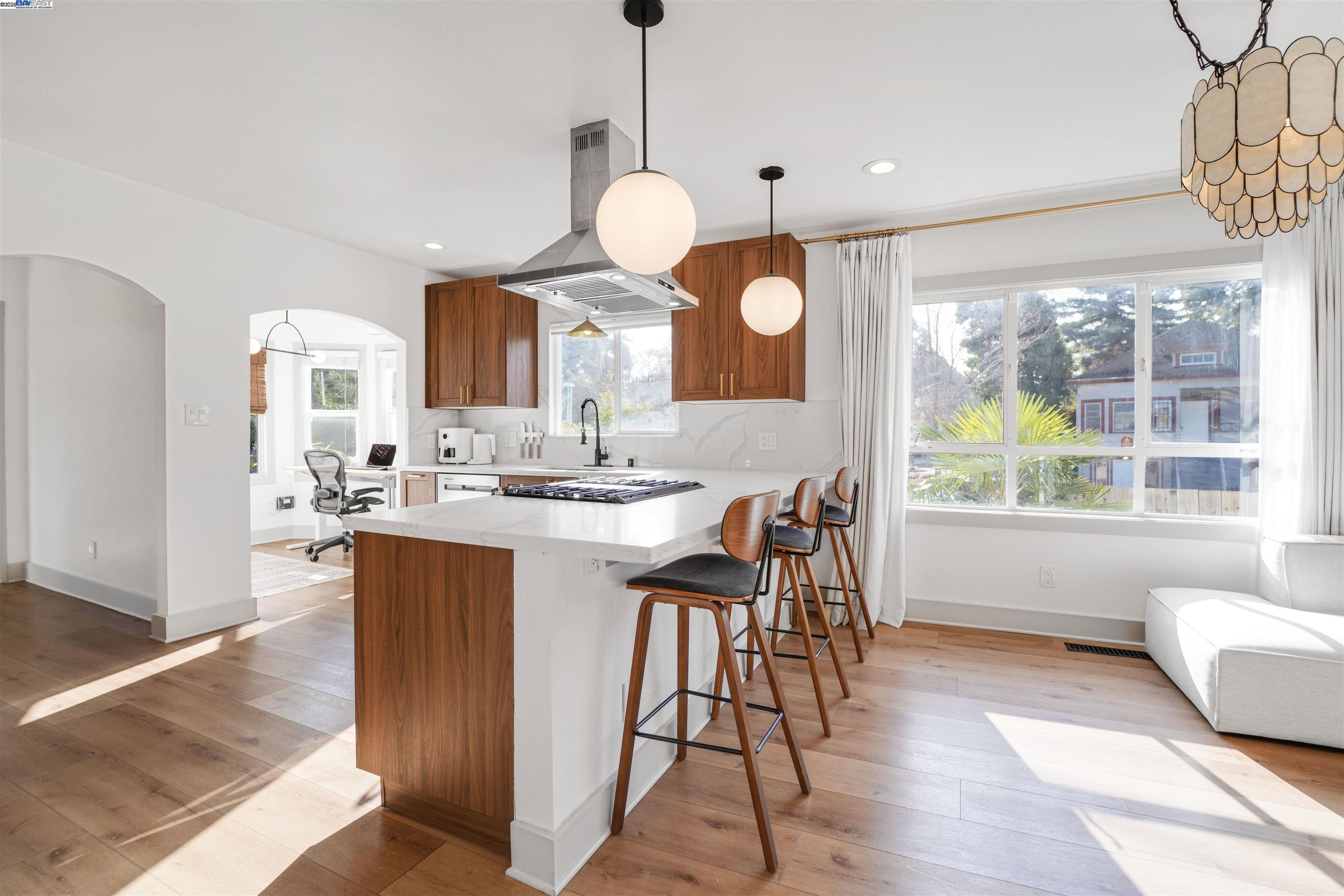 Detail Gallery Image 27 of 60 For 2700 26th Ave, Oakland,  CA 94601 - 2 Beds | 2 Baths