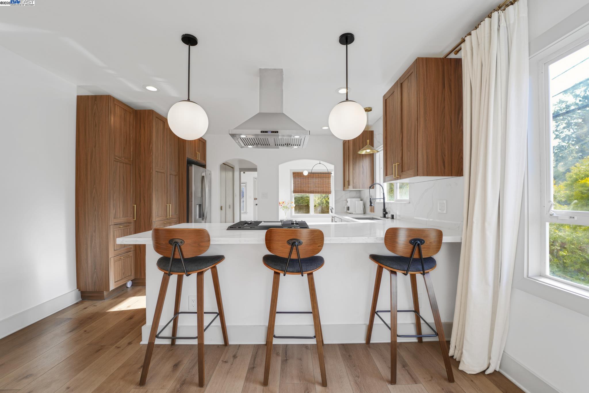 Detail Gallery Image 29 of 60 For 2700 26th Ave, Oakland,  CA 94601 - 2 Beds | 2 Baths