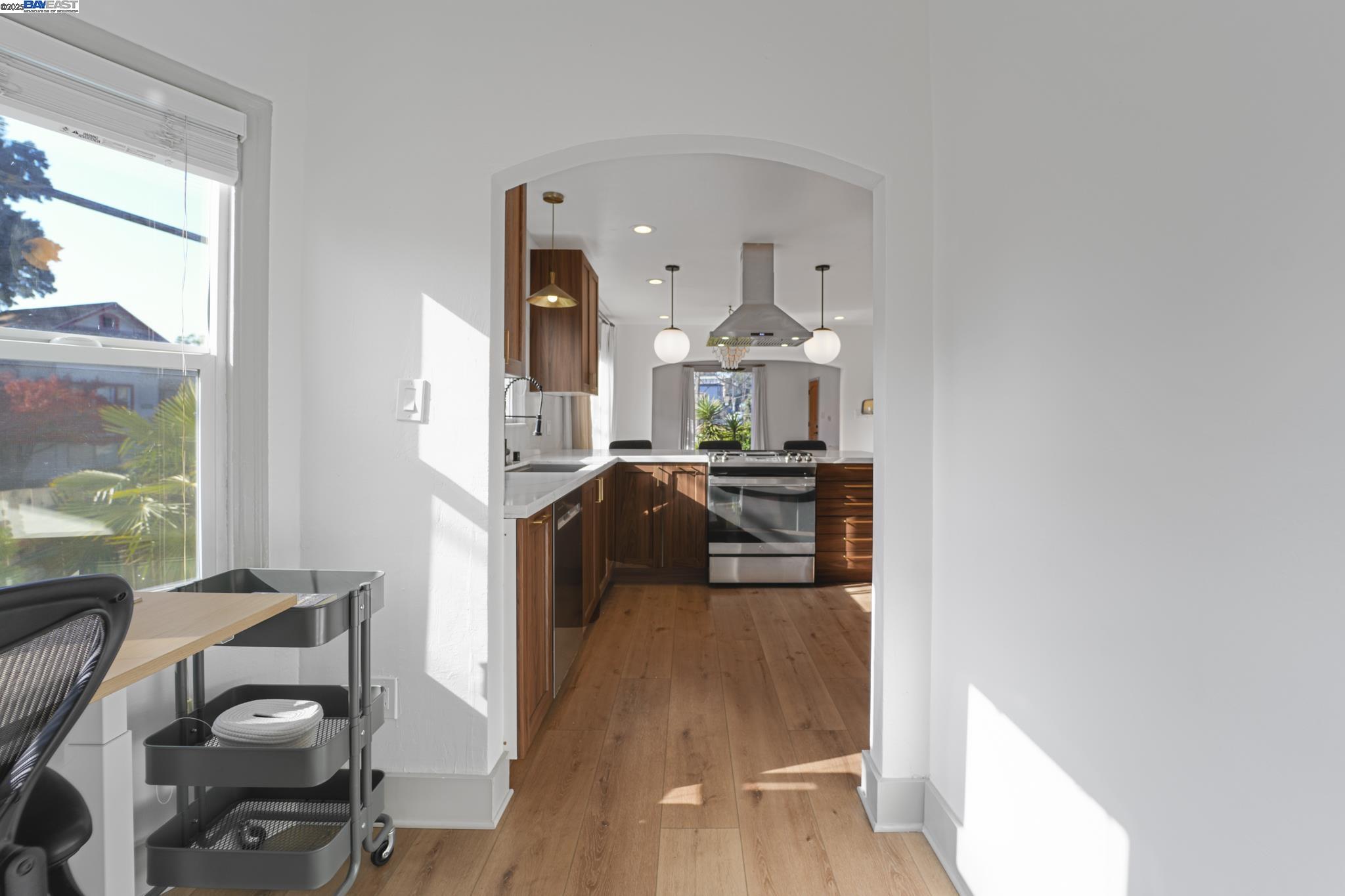 Detail Gallery Image 37 of 60 For 2700 26th Ave, Oakland,  CA 94601 - 2 Beds | 2 Baths