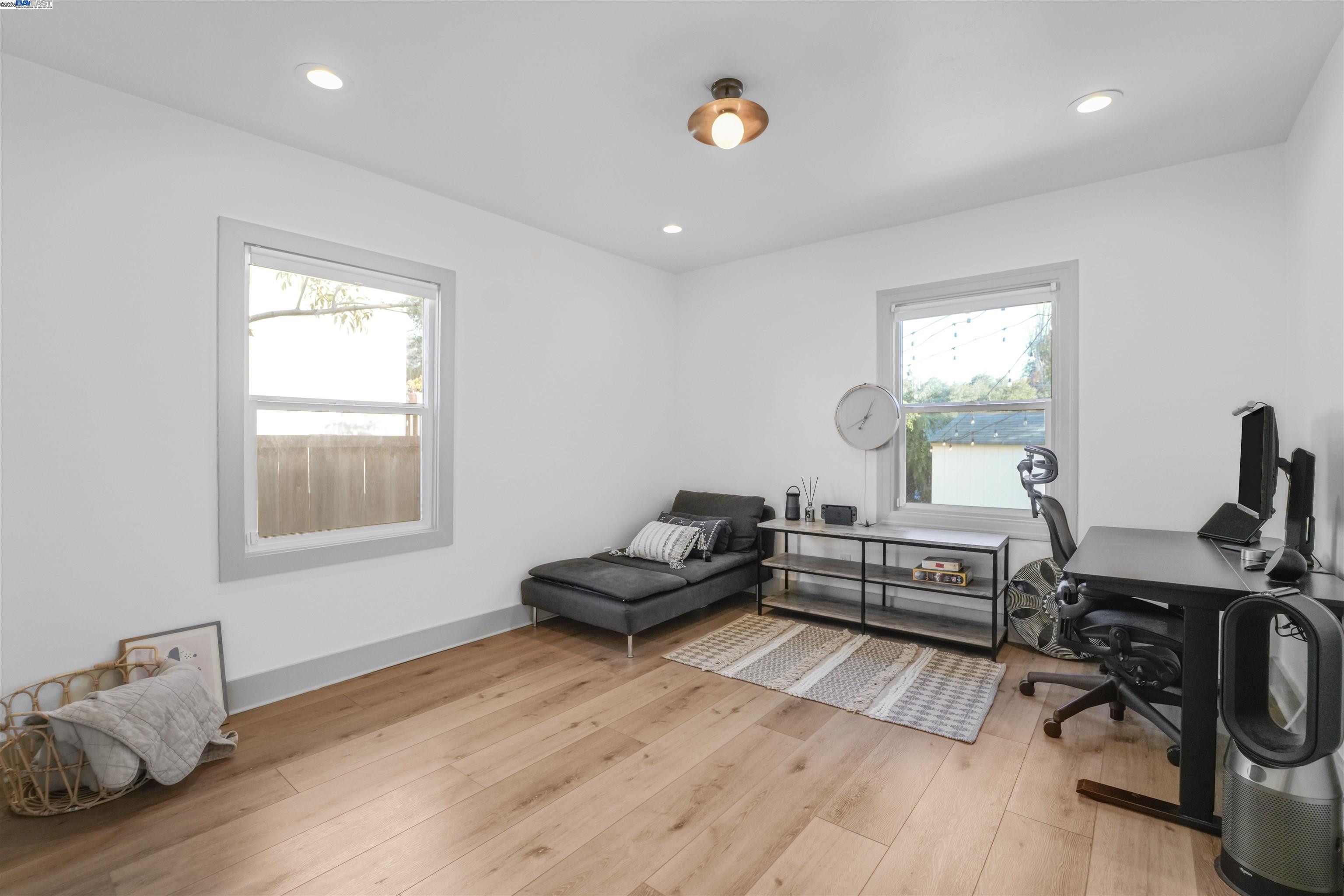 Detail Gallery Image 46 of 60 For 2700 26th Ave, Oakland,  CA 94601 - 2 Beds | 2 Baths