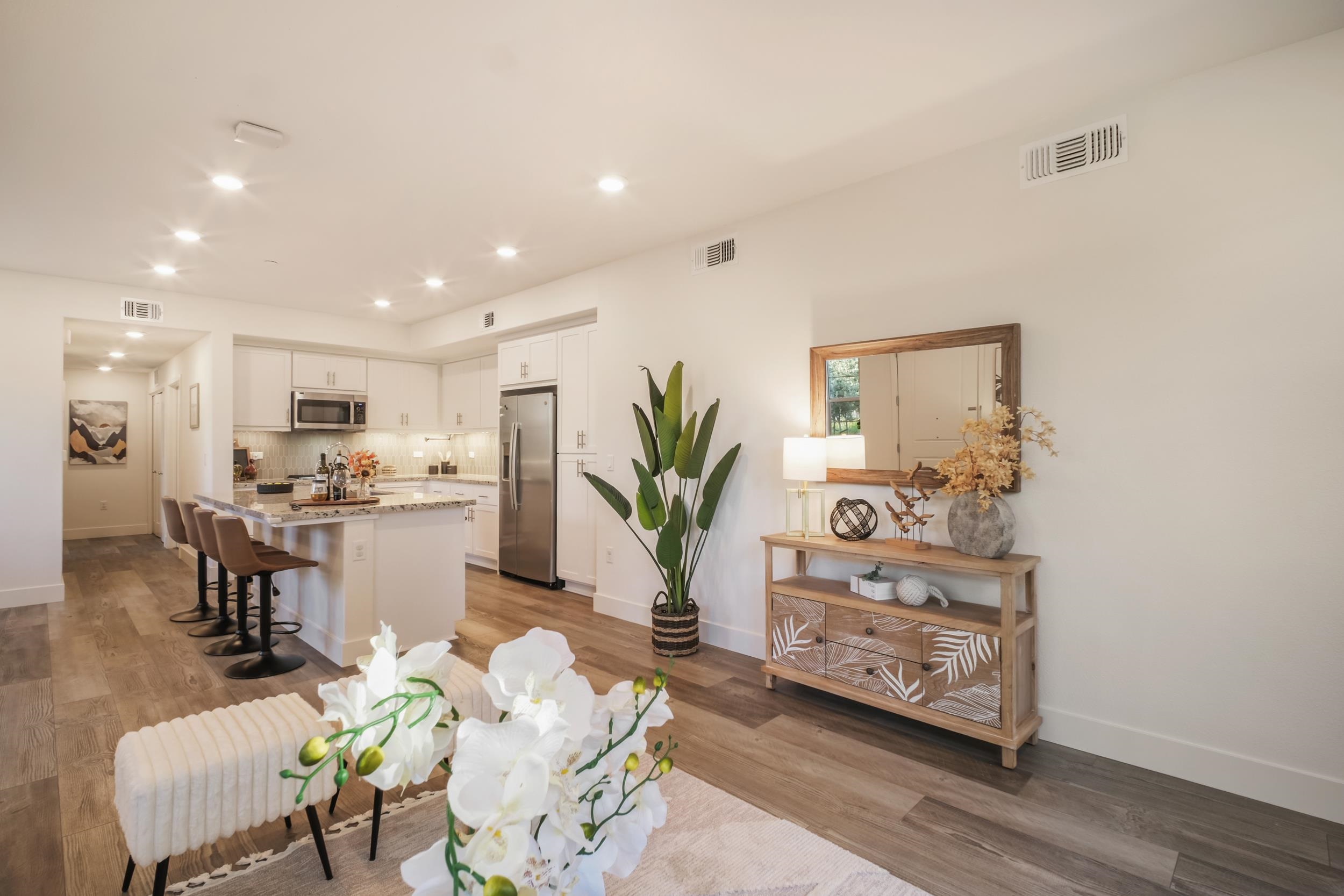 Photo #5: 41121542 Listing: Photo #5