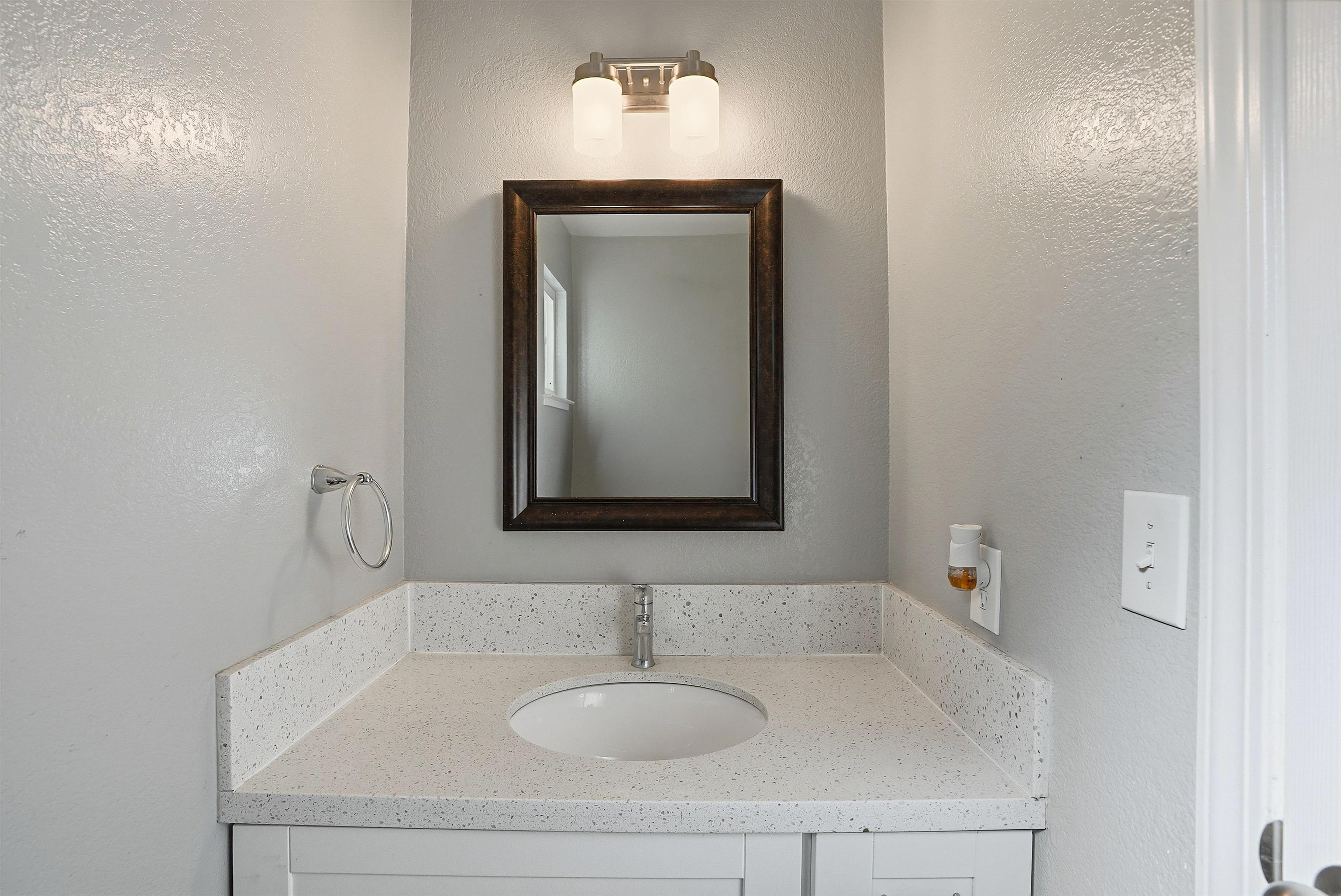 Photo #6: 41121543 Listing: Photo #6