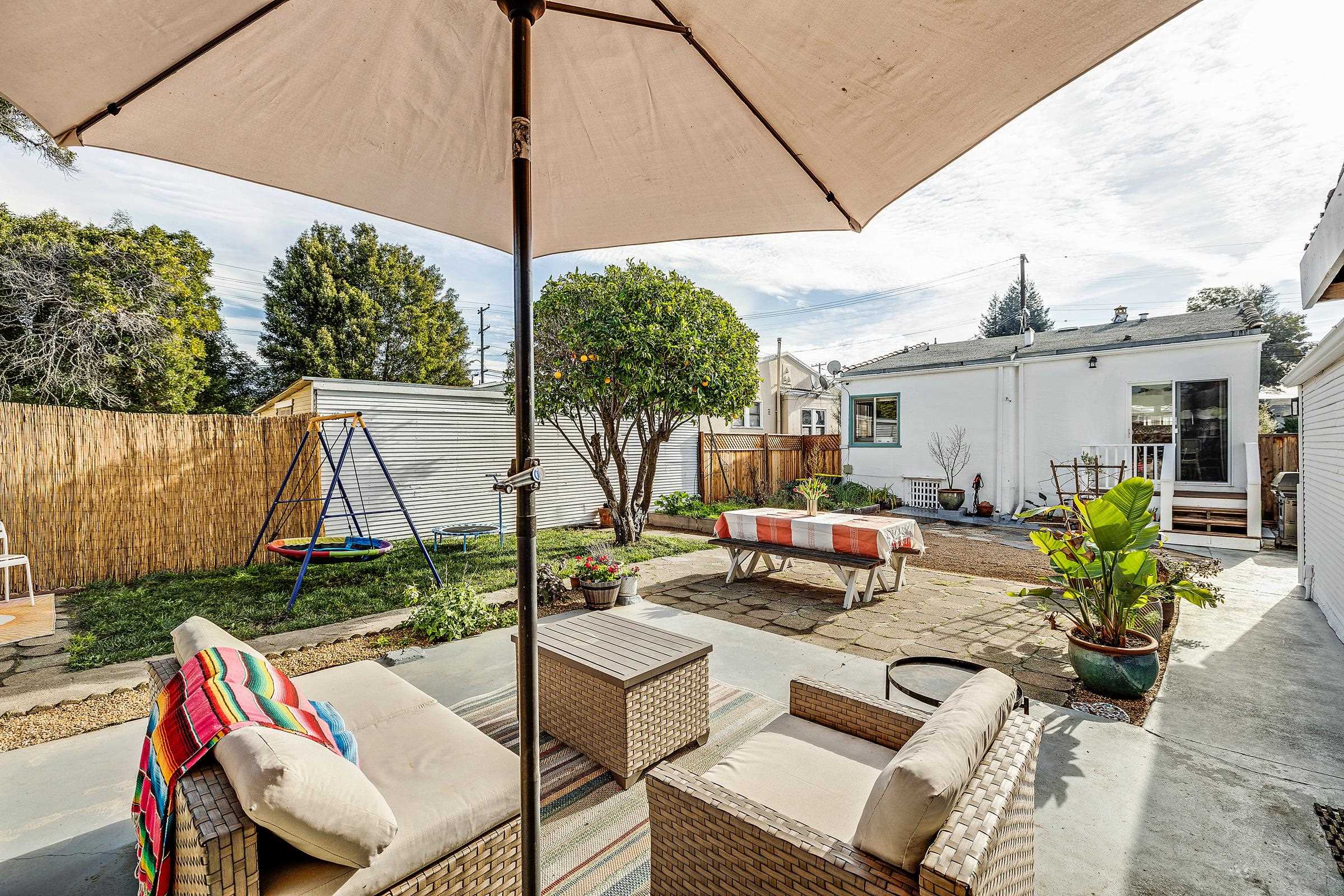 Detail Gallery Image 29 of 33 For 2927 Seminary Ave, Oakland,  CA 94605 - 2 Beds | 1 Baths