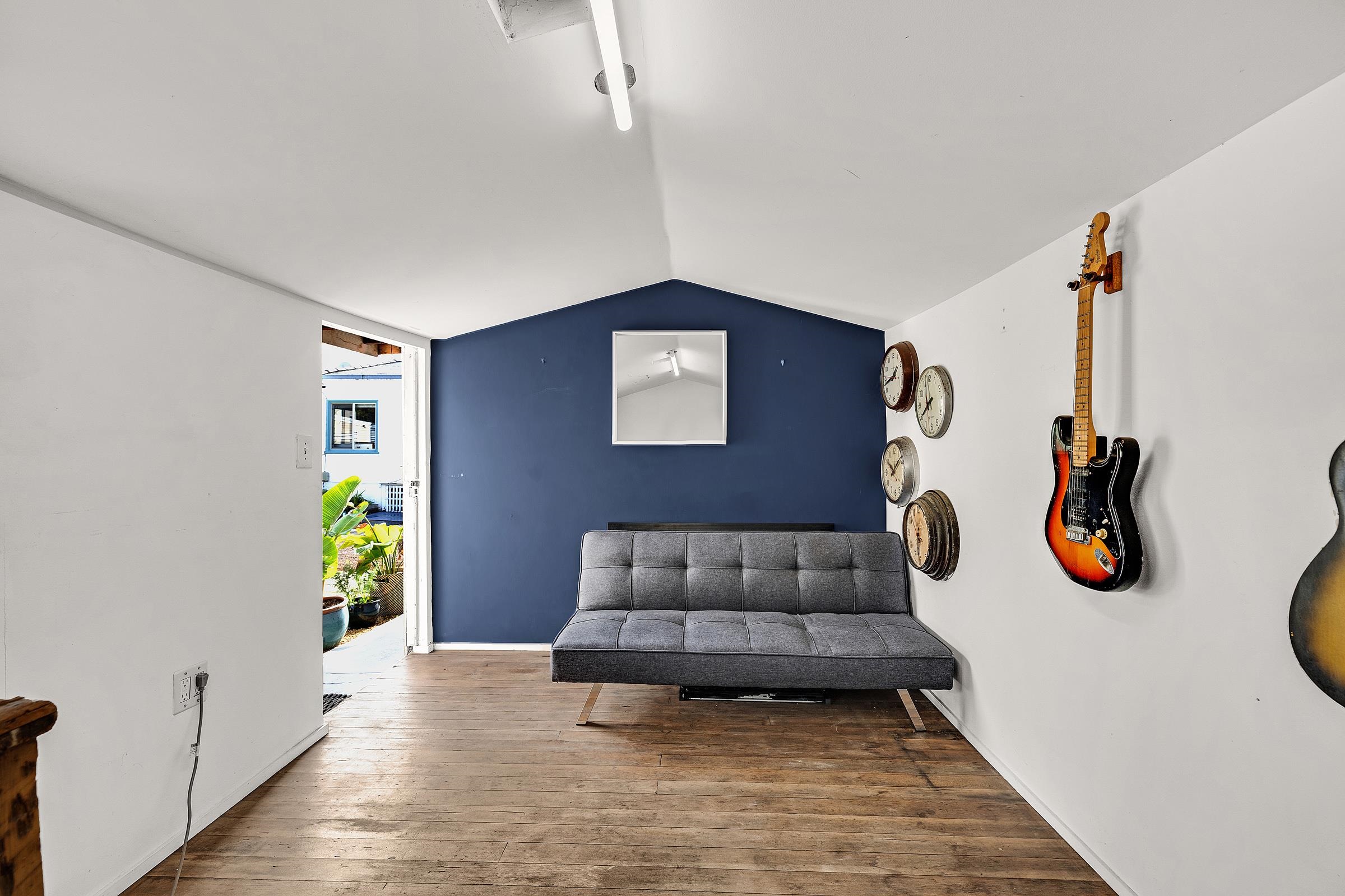 Detail Gallery Image 32 of 33 For 2927 Seminary Ave, Oakland,  CA 94605 - 2 Beds | 1 Baths