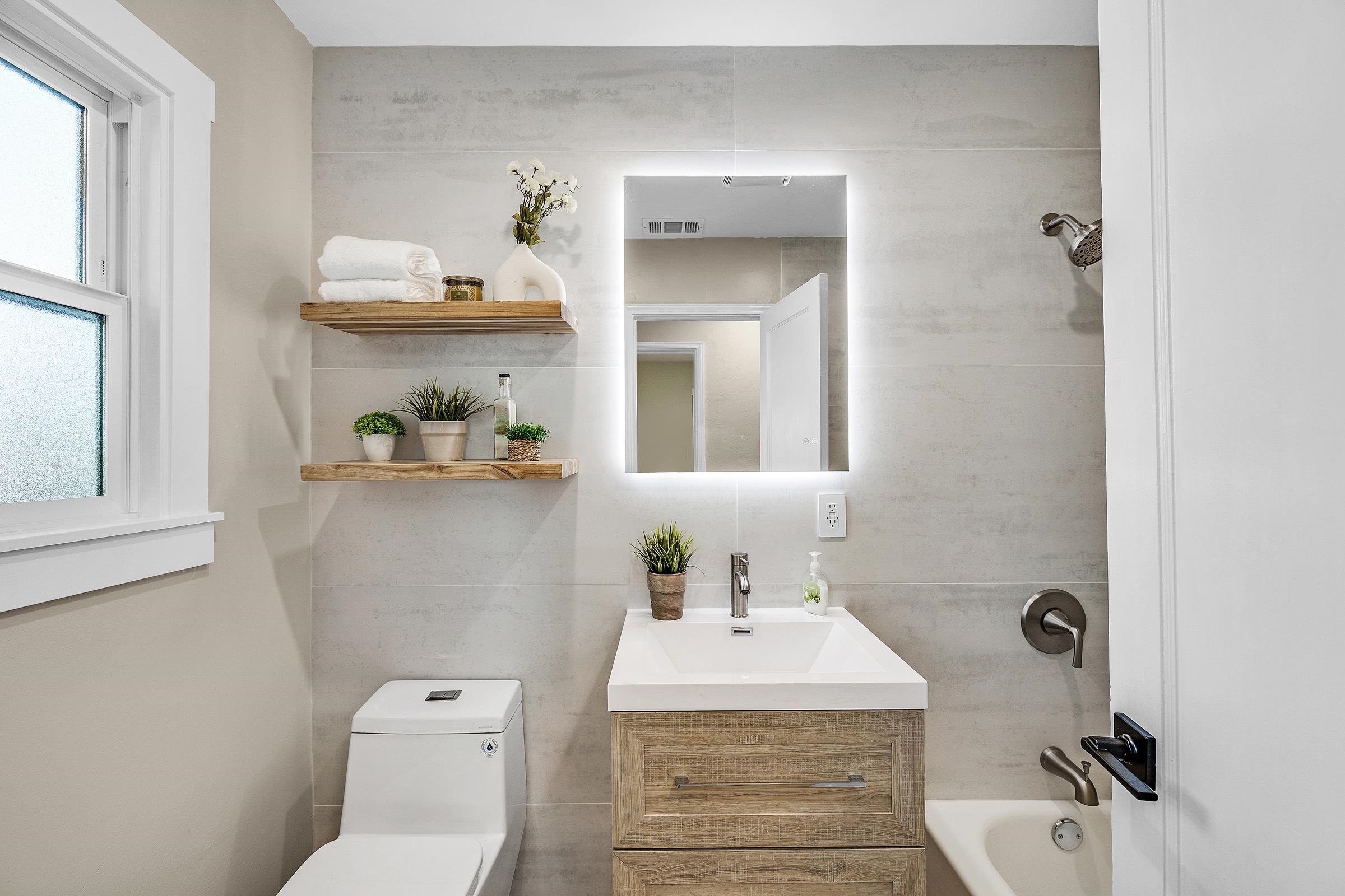 Detail Gallery Image 19 of 31 For 15382 Andover St, San Leandro,  CA 94579 - 2 Beds | 1 Baths