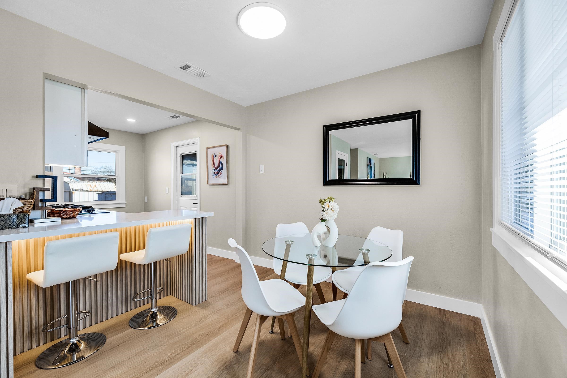 Detail Gallery Image 10 of 31 For 15382 Andover St, San Leandro,  CA 94579 - 2 Beds | 1 Baths