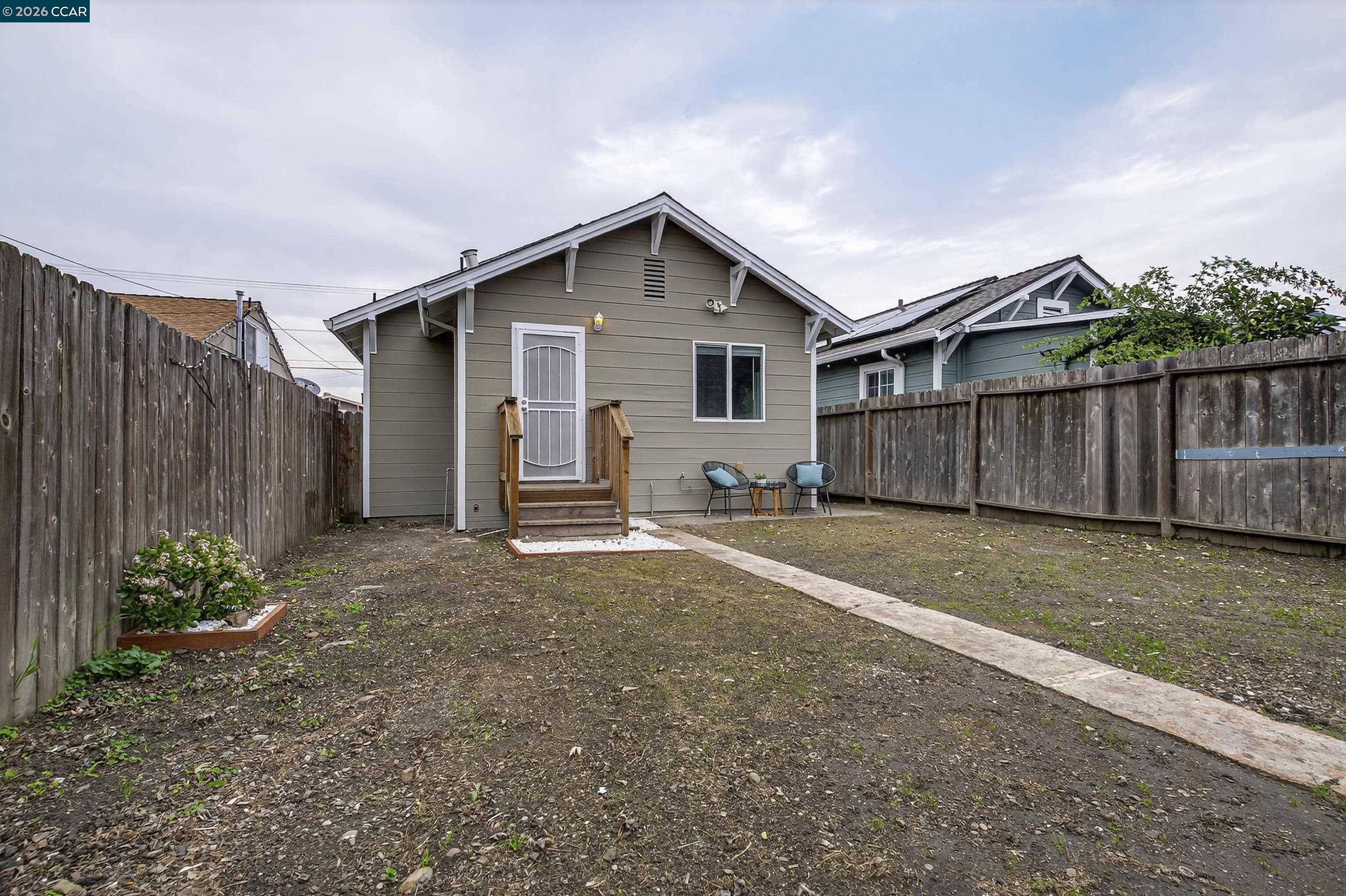 Detail Gallery Image 34 of 41 For 2366 Gaynor Ave, Richmond,  CA 94804 - 2 Beds | 1 Baths