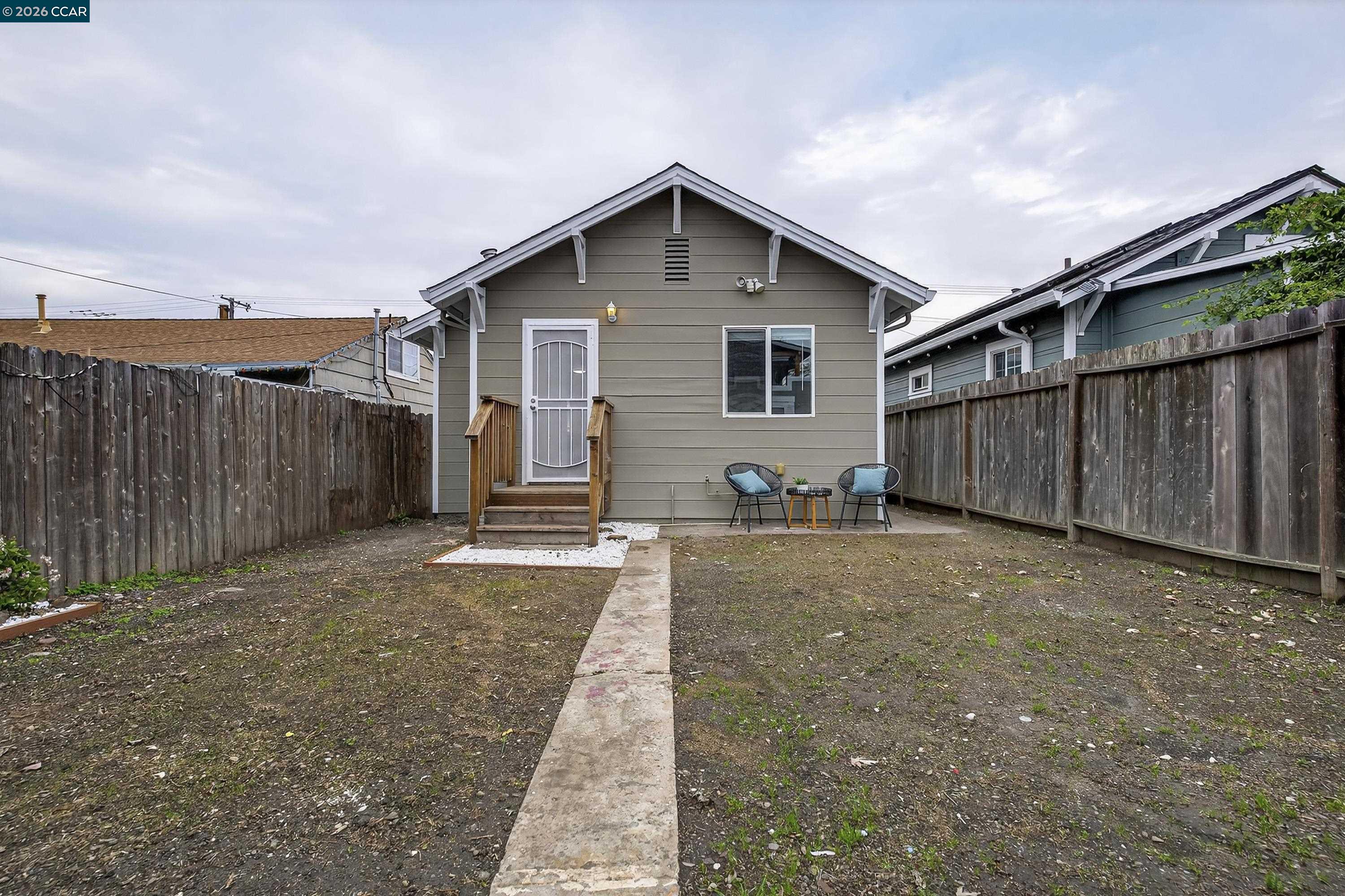 Detail Gallery Image 35 of 41 For 2366 Gaynor Ave, Richmond,  CA 94804 - 2 Beds | 1 Baths