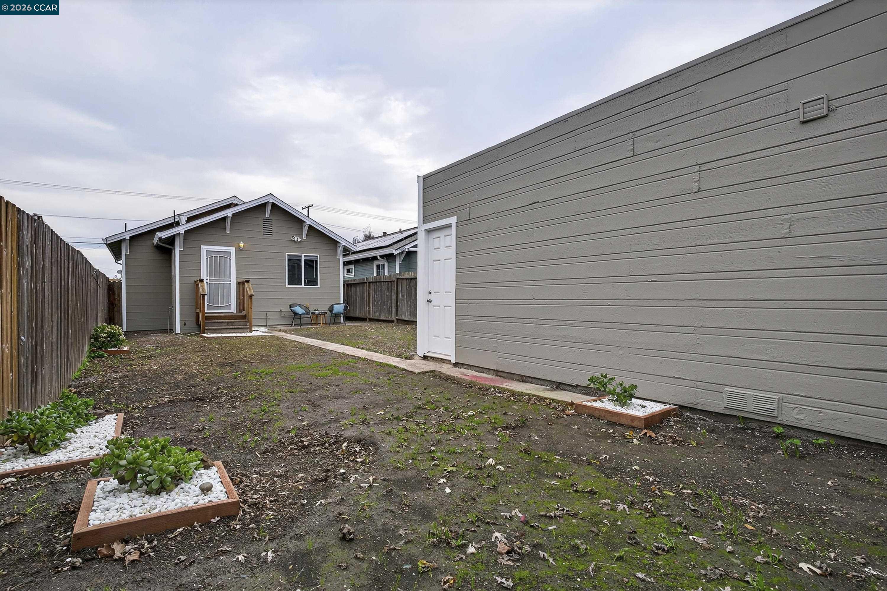 Detail Gallery Image 36 of 41 For 2366 Gaynor Ave, Richmond,  CA 94804 - 2 Beds | 1 Baths