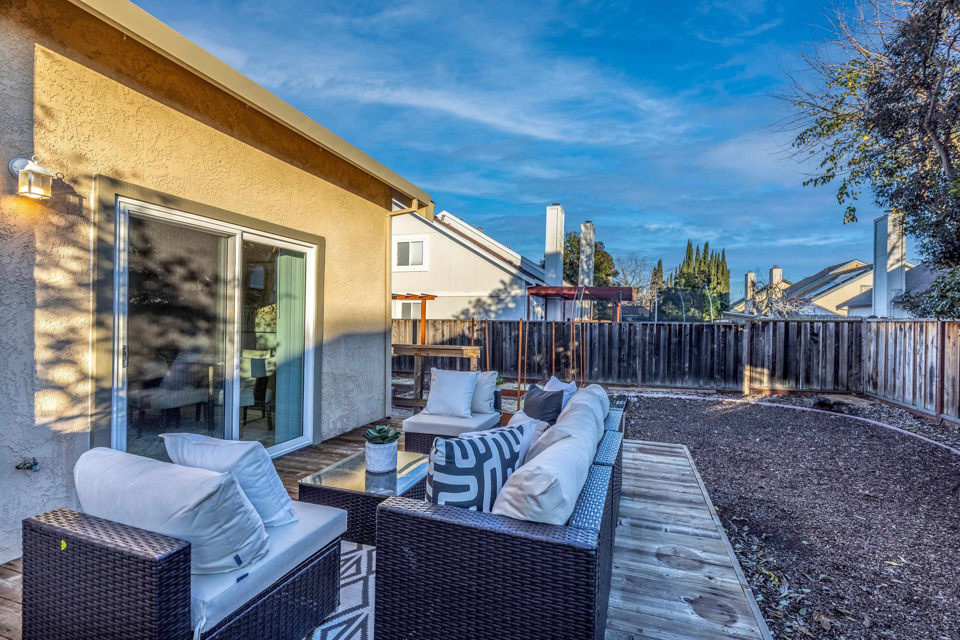 Detail Gallery Image 29 of 41 For 5457 Treeflower Dr, Livermore,  CA 94551 - 2 Beds | 2/1 Baths