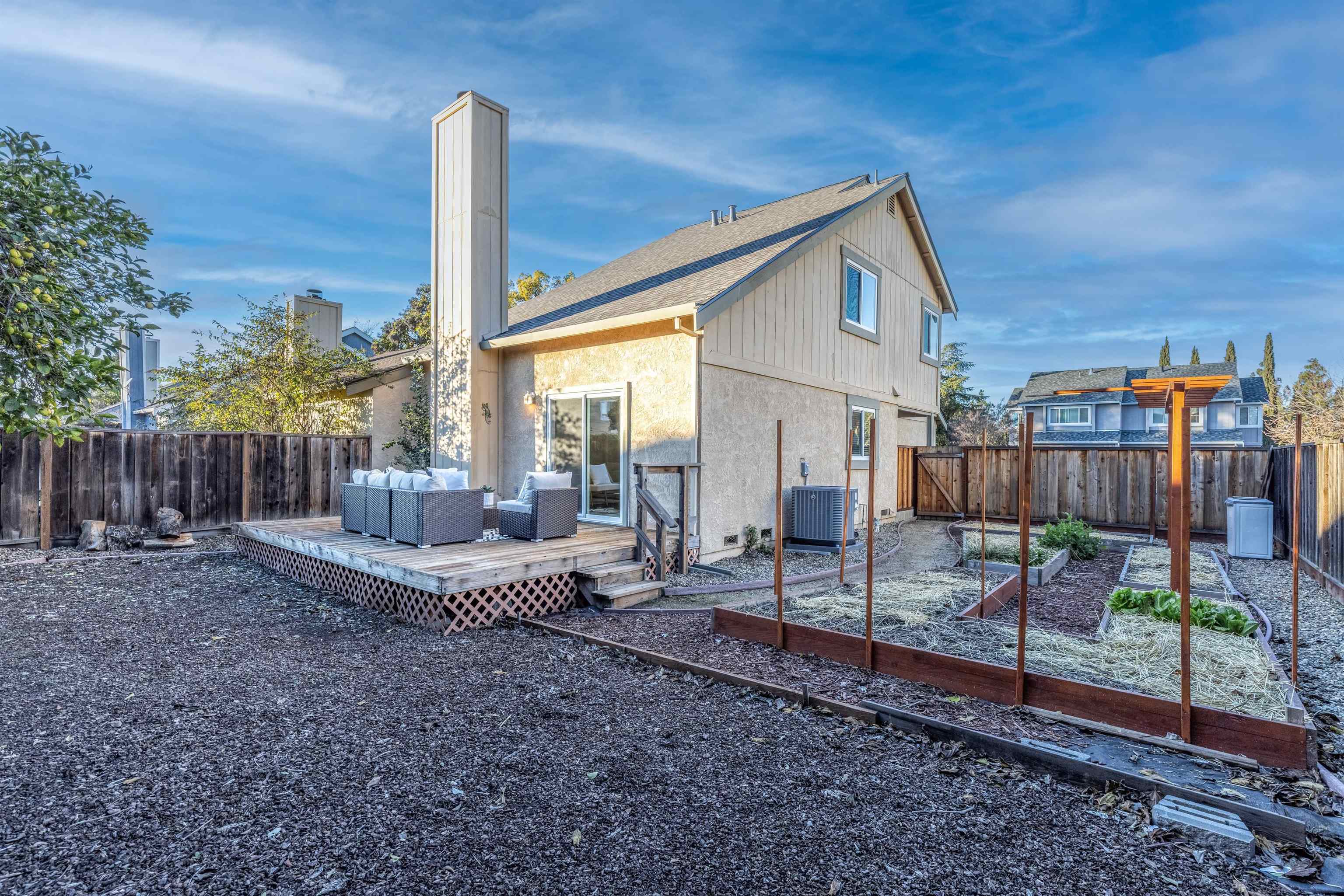 Detail Gallery Image 37 of 41 For 5457 Treeflower Dr, Livermore,  CA 94551 - 2 Beds | 2/1 Baths