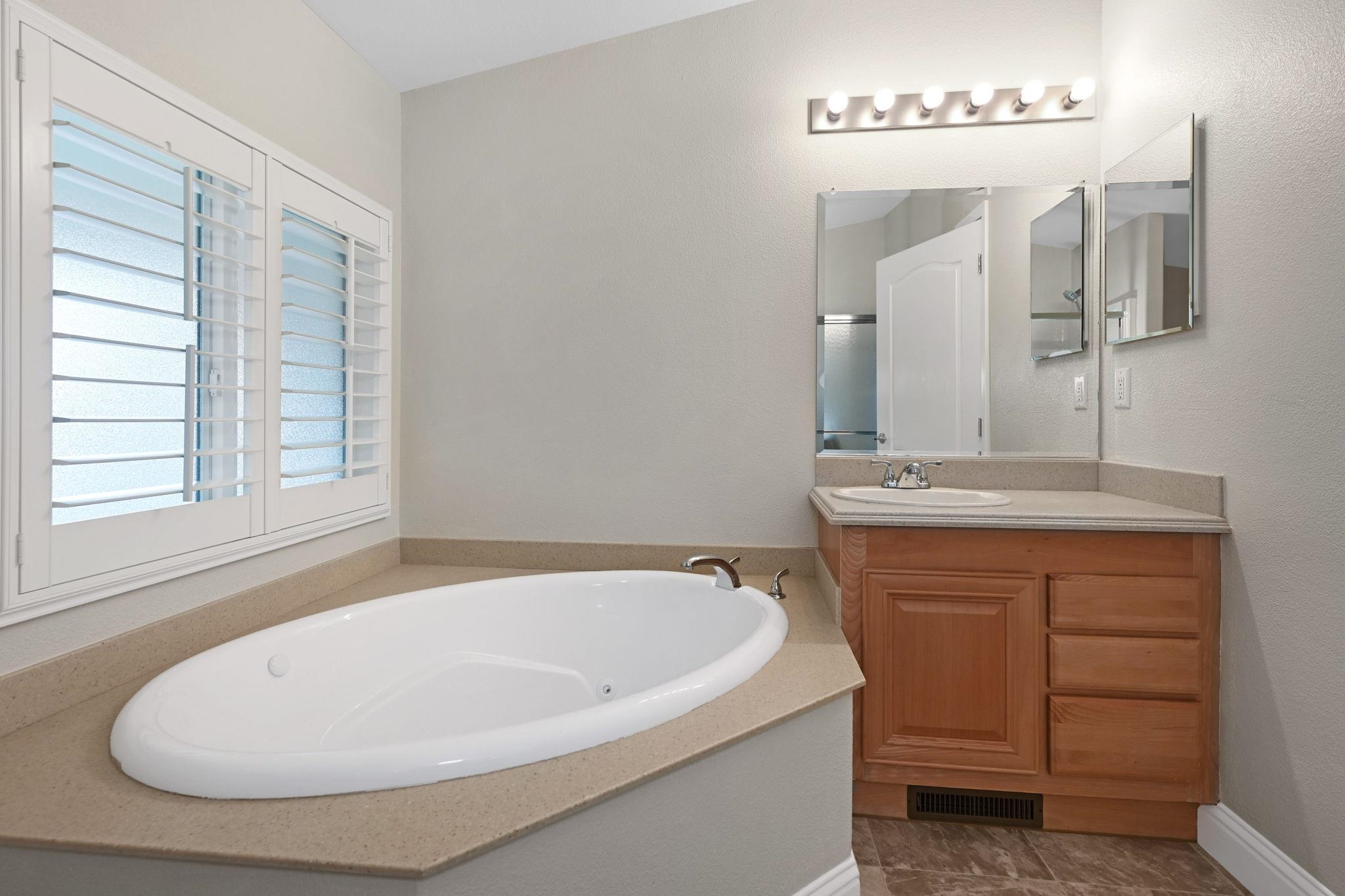 Detail Gallery Image 18 of 28 For 3263 Vineyard Ave. #35 #35,  Pleasanton,  CA 94566 - 2 Beds | 2 Baths