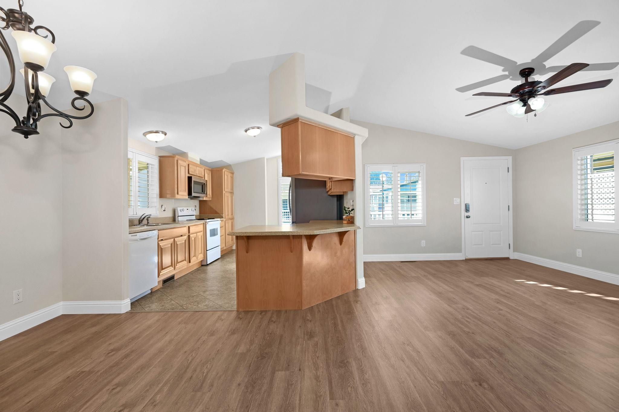 Detail Gallery Image 6 of 28 For 3263 Vineyard Ave. #35 #35,  Pleasanton,  CA 94566 - 2 Beds | 2 Baths