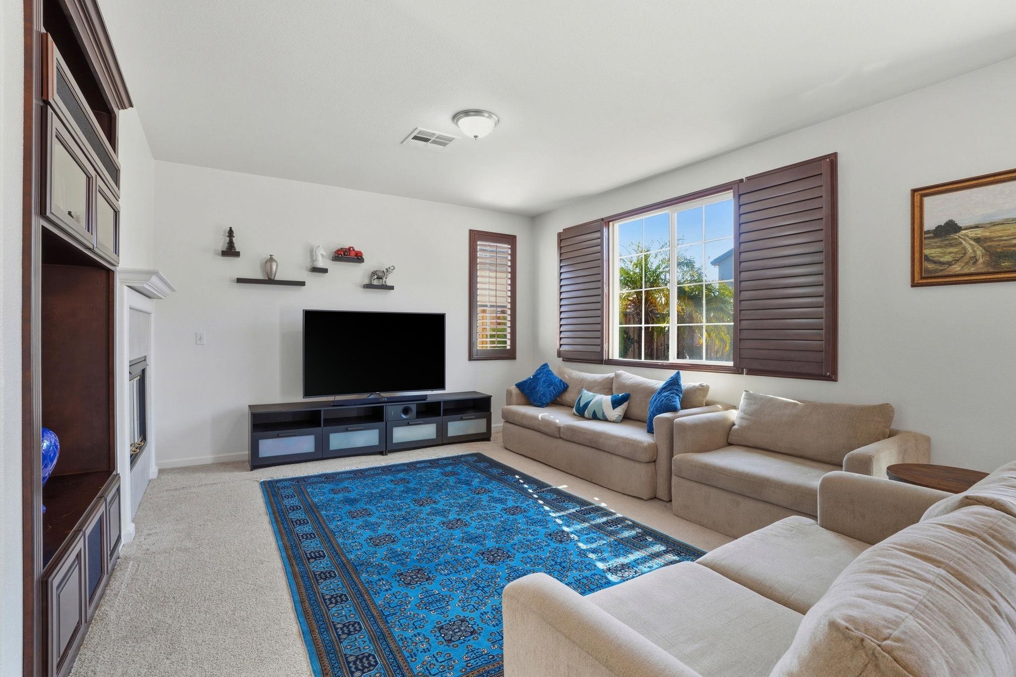 Detail Gallery Image 13 of 57 For 4597 Bonsai Ave, Tracy,  CA 95377 - 4 Beds | 2/1 Baths