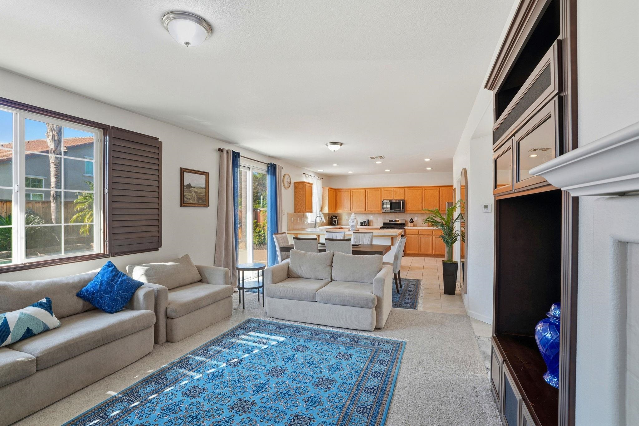 Detail Gallery Image 16 of 57 For 4597 Bonsai Ave, Tracy,  CA 95377 - 4 Beds | 2/1 Baths