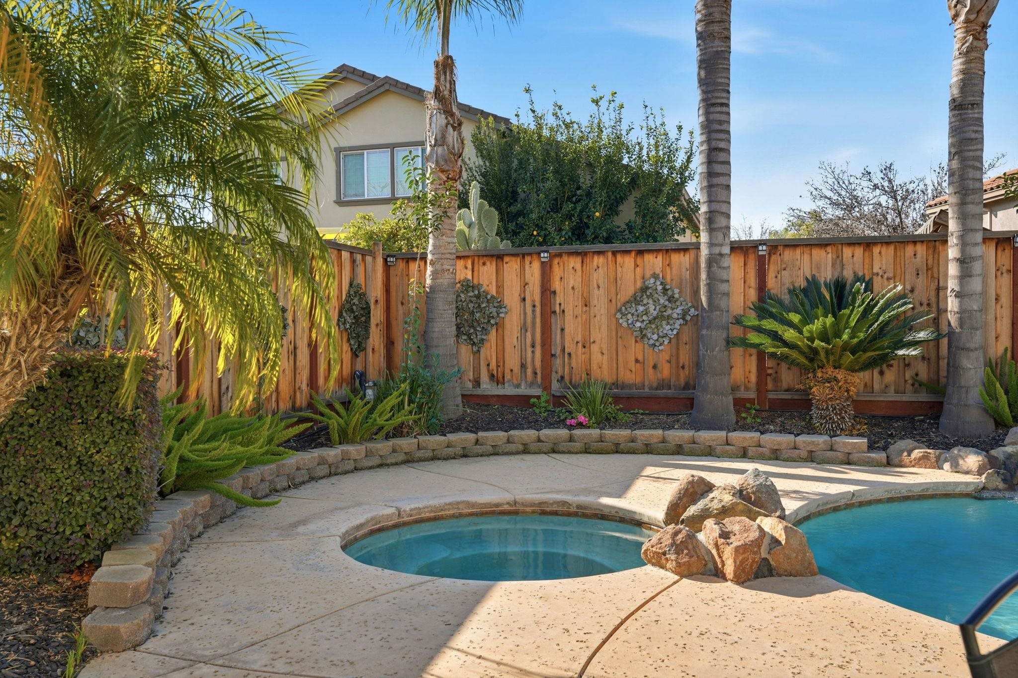 Detail Gallery Image 44 of 57 For 4597 Bonsai Ave, Tracy,  CA 95377 - 4 Beds | 2/1 Baths