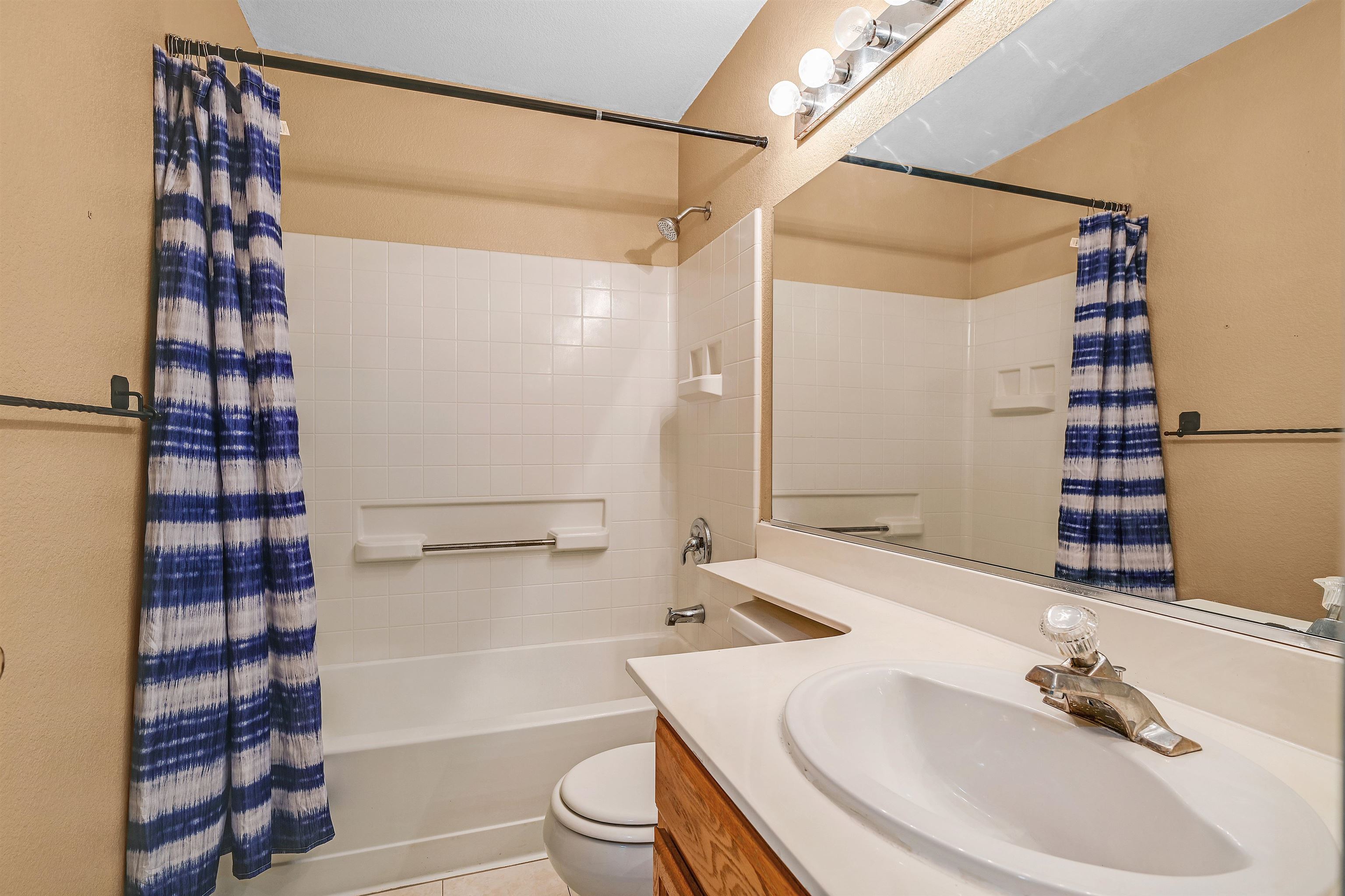 Photo #4: 41121558 Listing: Photo #4