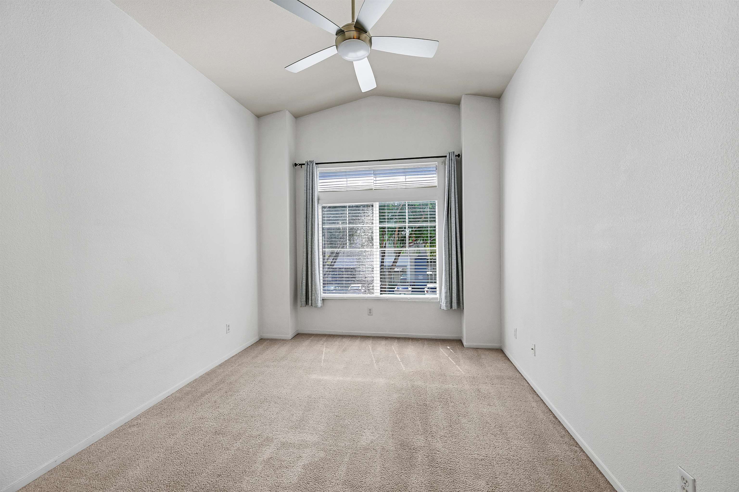 Photo #7: 41121558 Listing: Photo #7