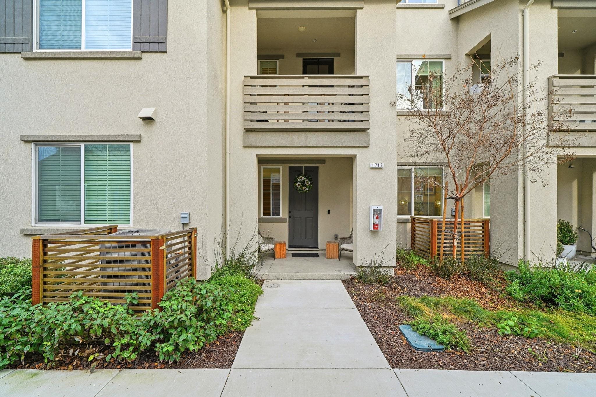 Photo #4: 41121559 Listing: Photo #4