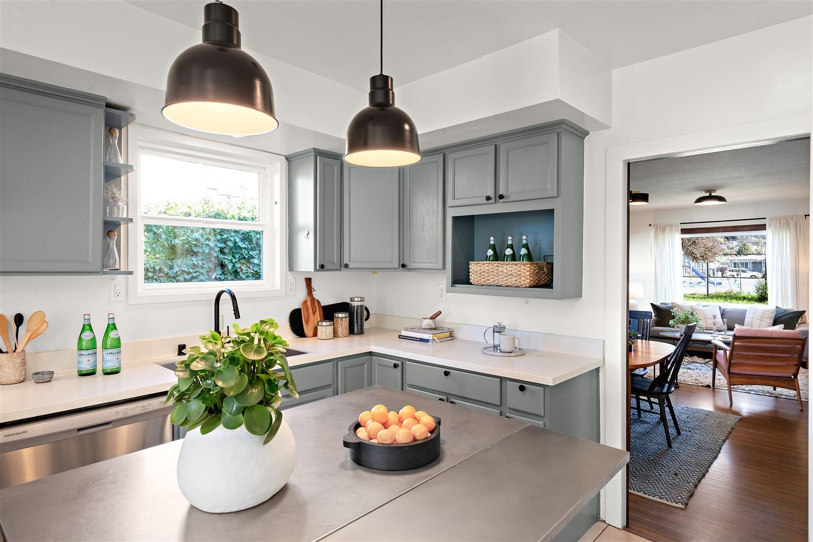 Detail Gallery Image 13 of 44 For 613 41st St, Richmond,  CA 94805 - 3 Beds | 2 Baths