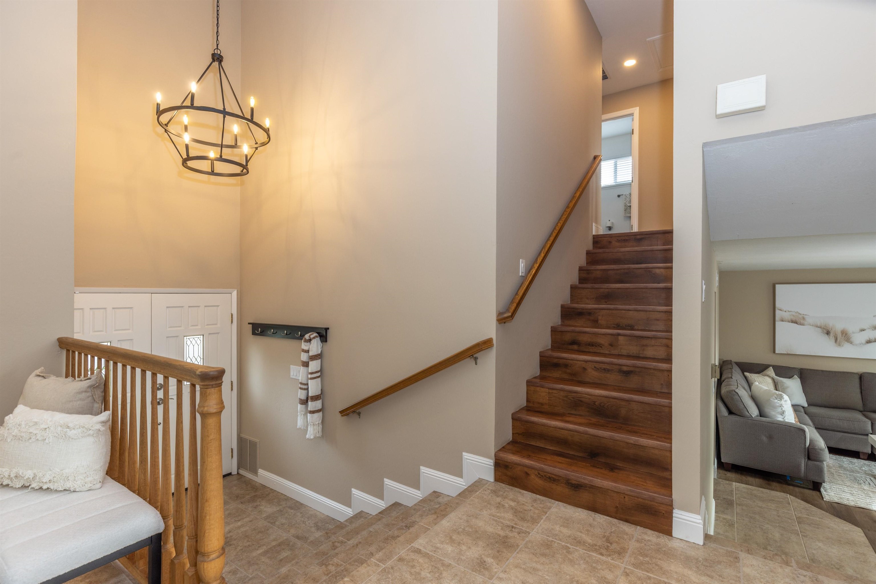 Detail Gallery Image 14 of 52 For 5359 Charlotte Way, Livermore,  CA 94550 - 4 Beds | 2/1 Baths