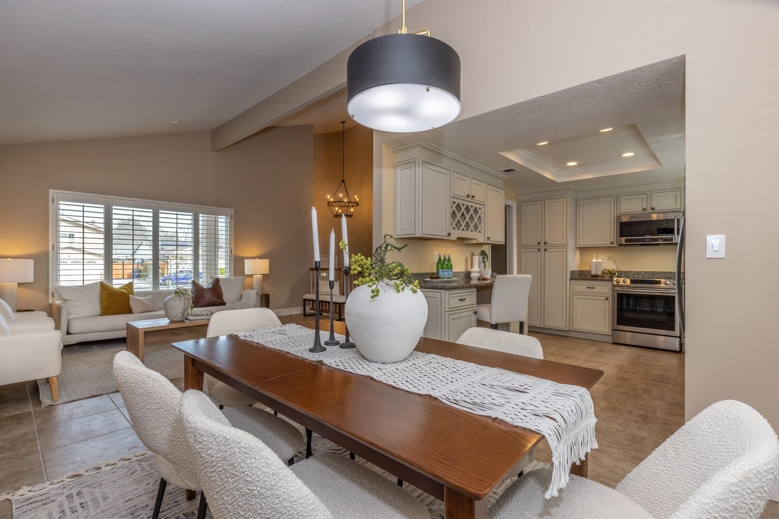 Detail Gallery Image 9 of 52 For 5359 Charlotte Way, Livermore,  CA 94550 - 4 Beds | 2/1 Baths