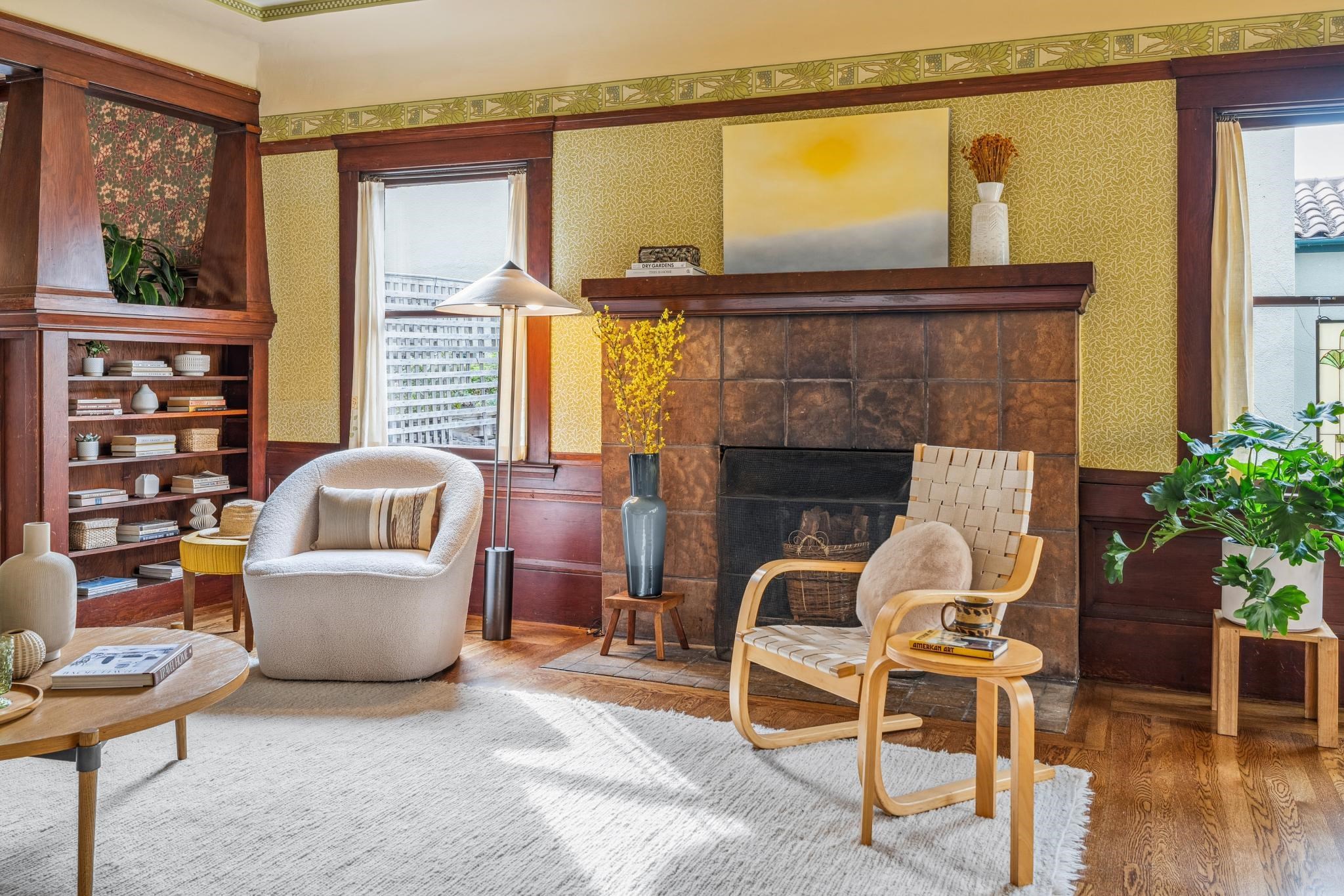 Detail Gallery Image 9 of 60 For 1960 El Dorado Ave, Berkeley,  CA 94707-2405 - 6 Beds | 2/1 Baths