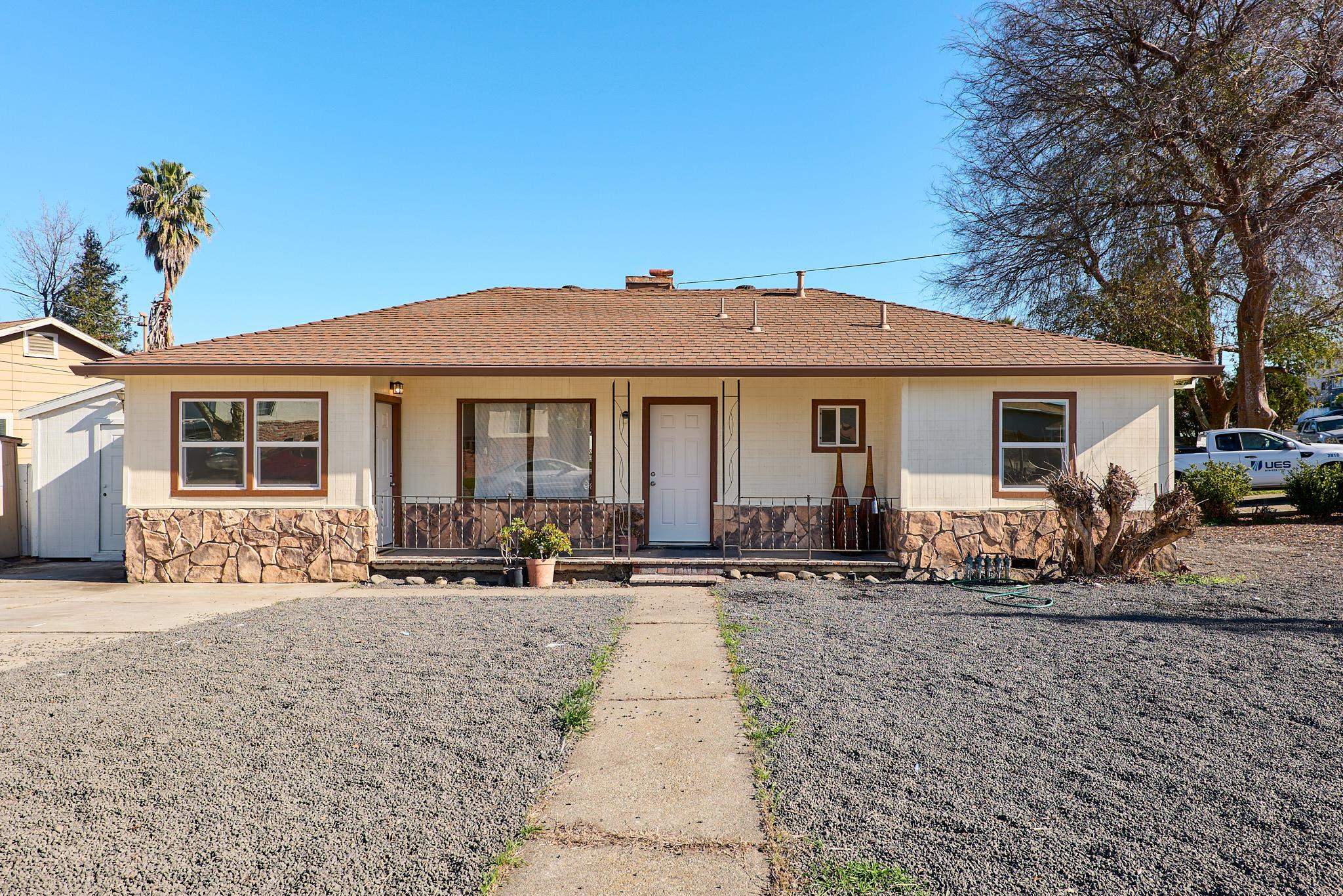 Detail Gallery Image 3 of 27 For 1143 Cook St, Antioch,  CA 94509 - 3 Beds | 2 Baths