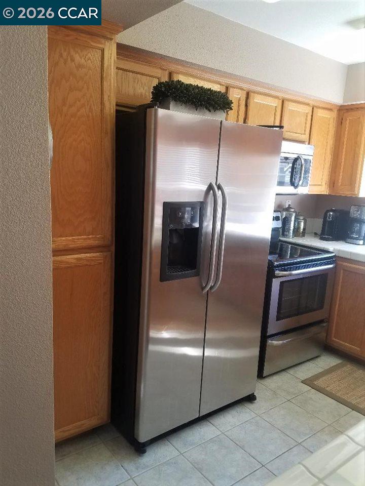 Detail Gallery Image 11 of 29 For 4764 Central Pkwy, Dublin,  CA 94568 - 3 Beds | 2/1 Baths