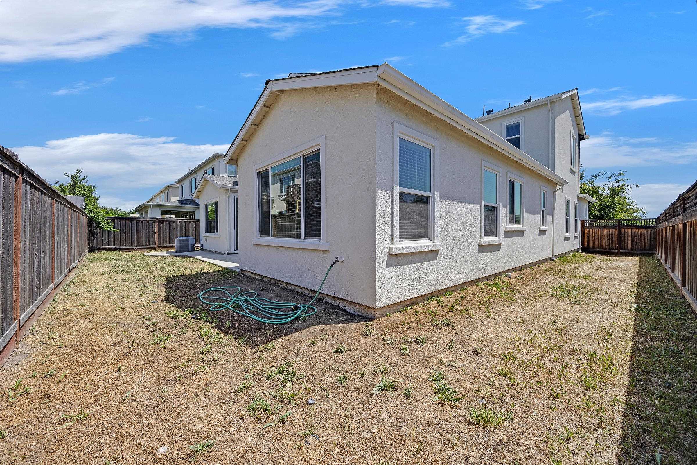 Detail Gallery Image 19 of 38 For 18499 Lewiston Dr, Lathrop,  CA 95330-8433 - 4 Beds | 3/1 Baths