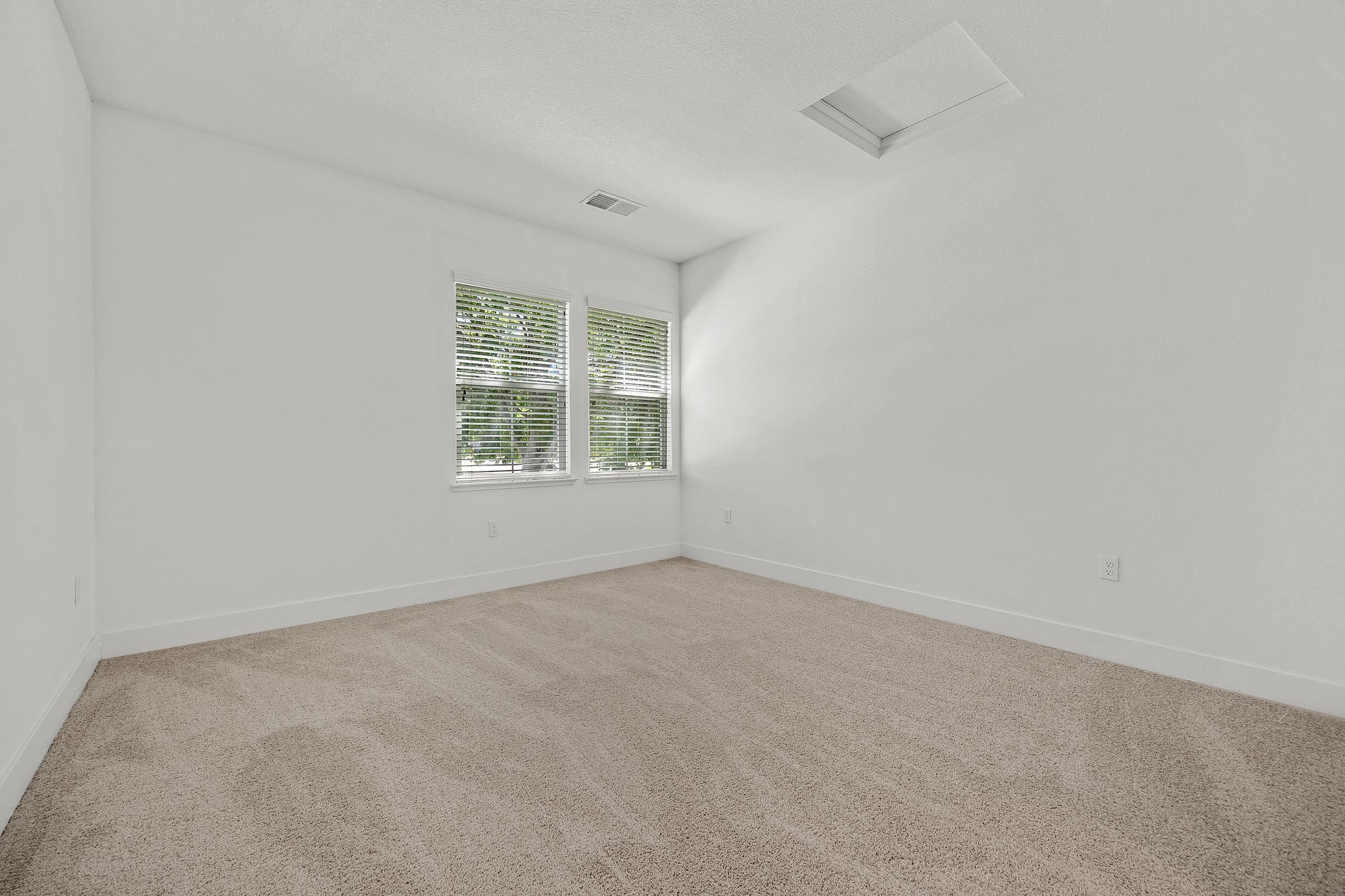 Detail Gallery Image 30 of 38 For 18499 Lewiston Dr, Lathrop,  CA 95330-8433 - 4 Beds | 3/1 Baths