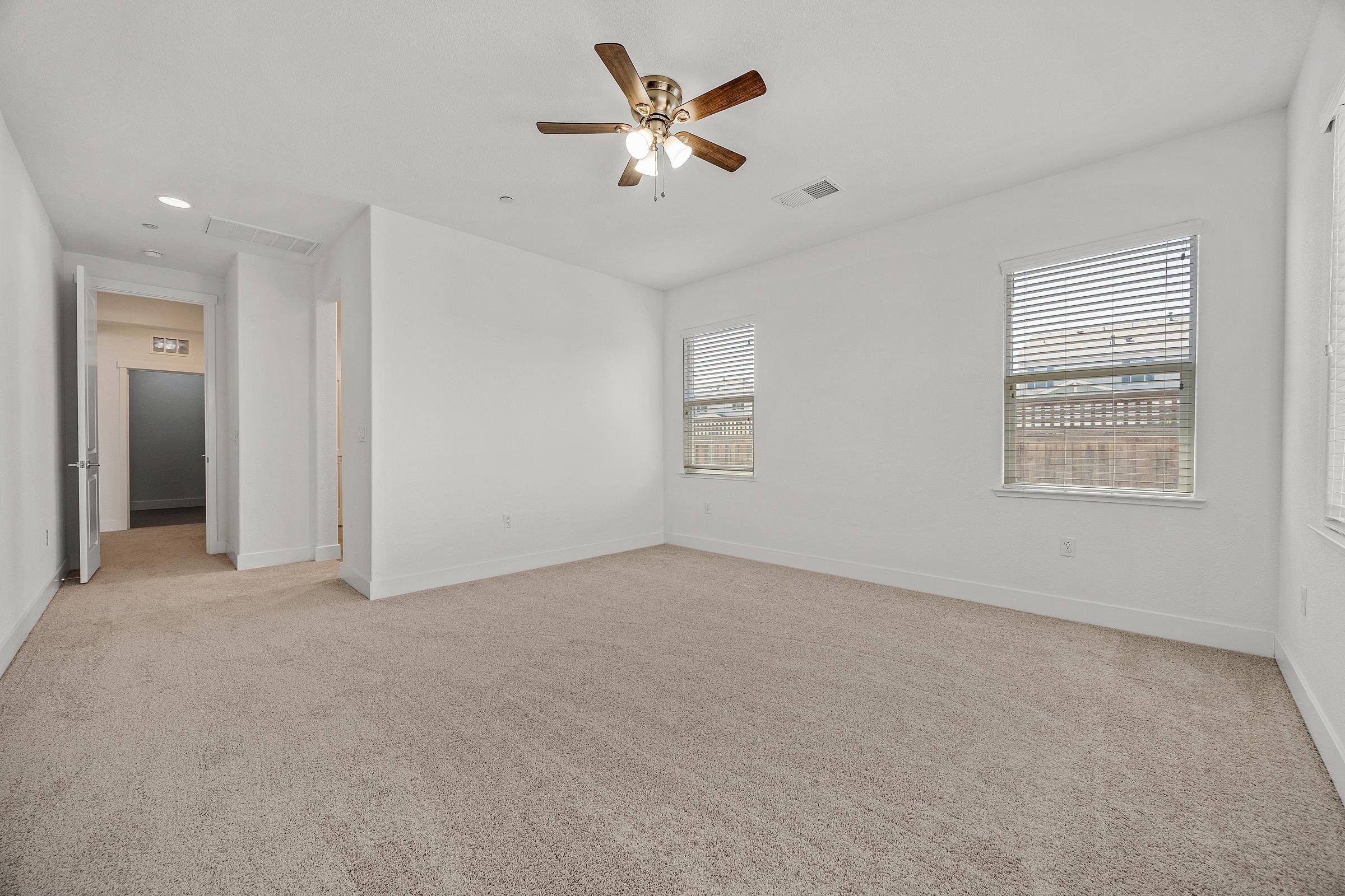 Detail Gallery Image 31 of 38 For 18499 Lewiston Dr, Lathrop,  CA 95330-8433 - 4 Beds | 3/1 Baths