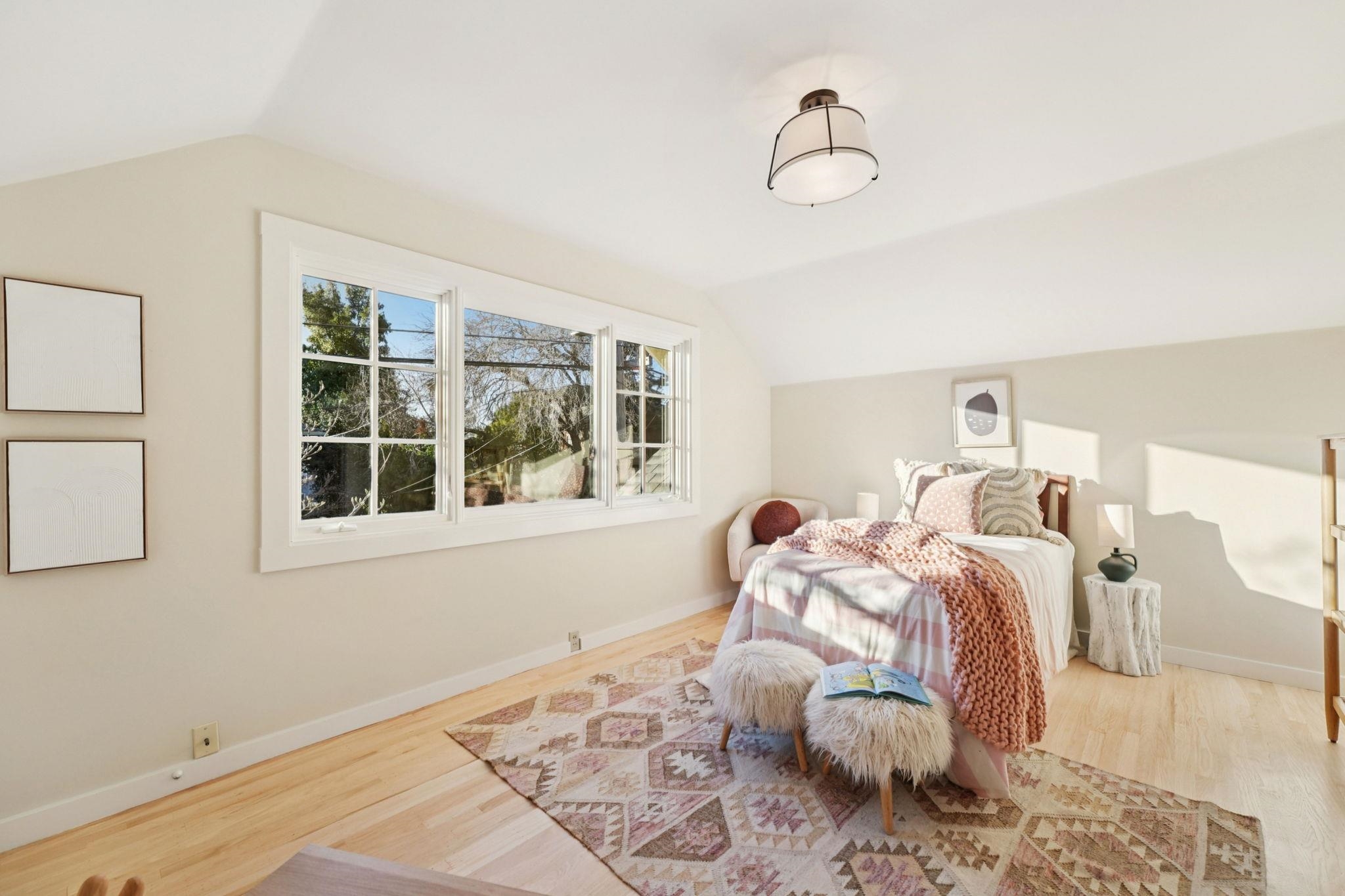 Detail Gallery Image 23 of 45 For 2951 Linden Ave, Berkeley,  CA 94705 - 5 Beds | 2 Baths
