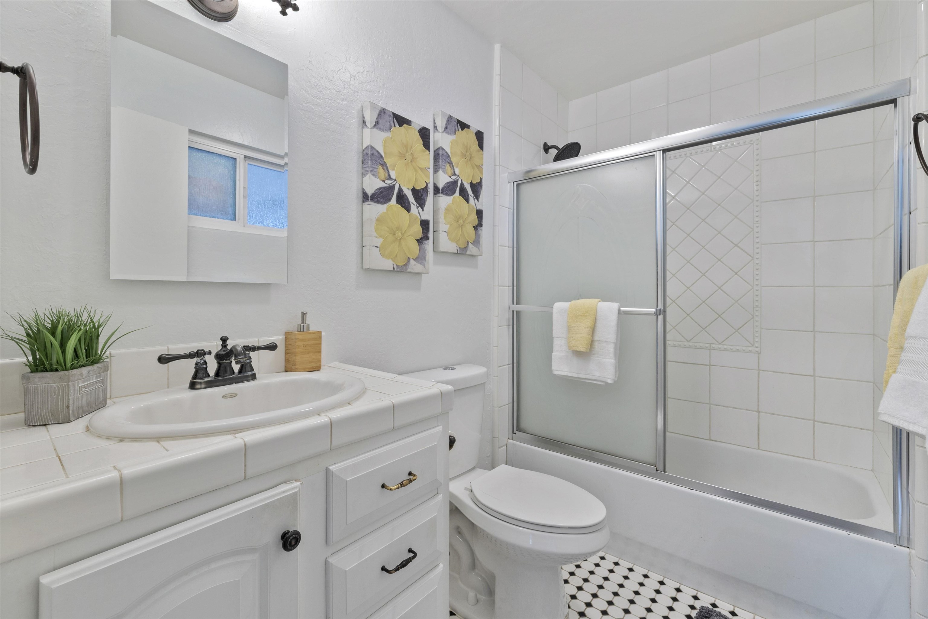 Detail Gallery Image 12 of 60 For 436 N N St, Livermore,  CA 94551 - 3 Beds | 2 Baths