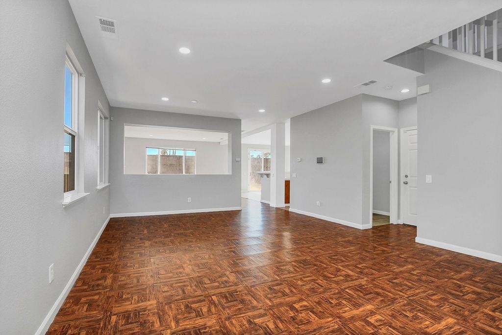 Detail Gallery Image 10 of 28 For 3681 Yacht Dr, Discovery Bay,  CA 94505 - 4 Beds | 2/1 Baths