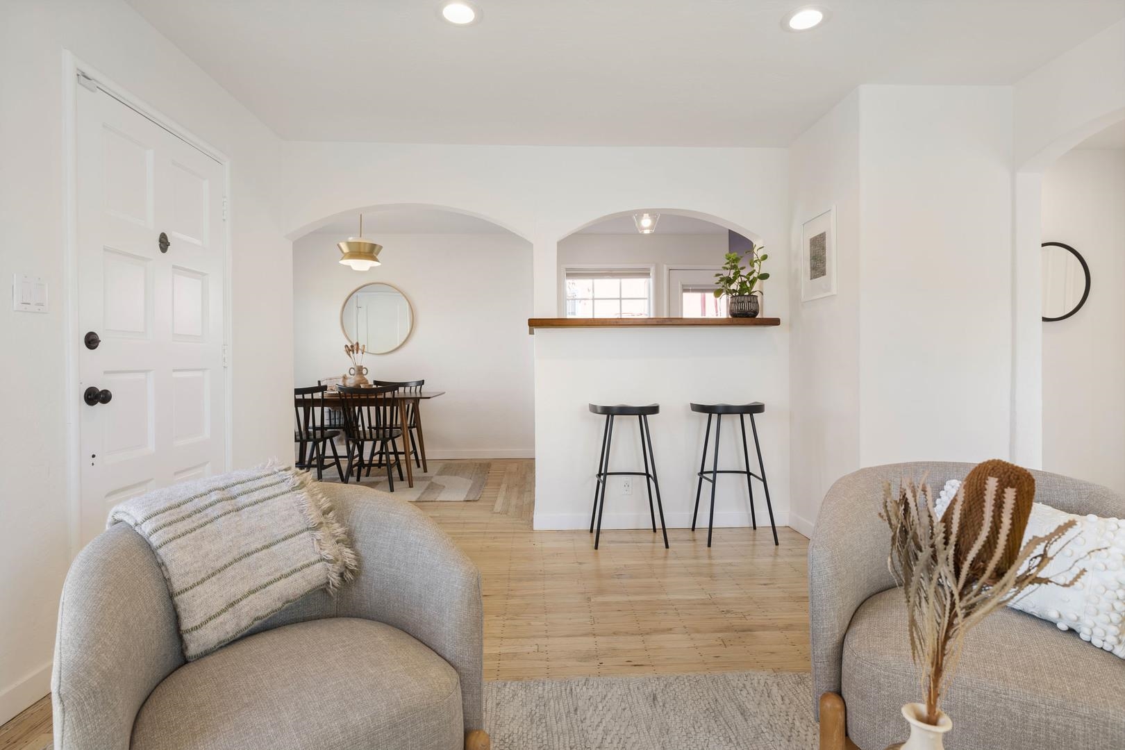 Detail Gallery Image 5 of 18 For 2829 California St, Berkeley,  CA 94703 - 3 Beds | 1 Baths