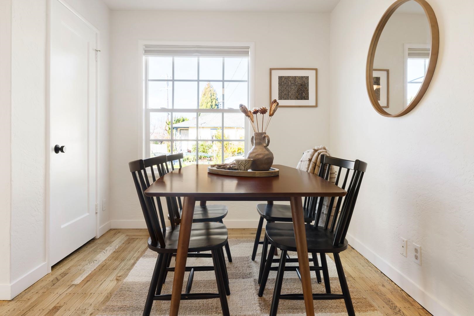 Detail Gallery Image 7 of 18 For 2829 California St, Berkeley,  CA 94703 - 3 Beds | 1 Baths