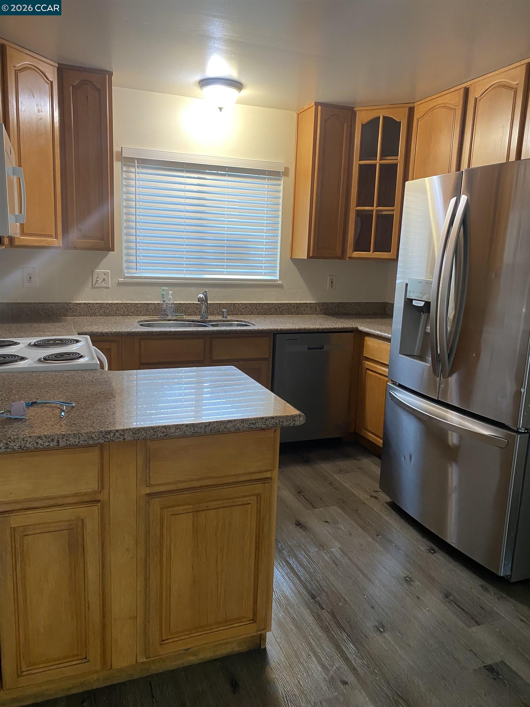 Detail Gallery Image 10 of 11 For 4350 Palo Verde Dr, Pittsburg,  CA 94565 - 4 Beds | 2 Baths