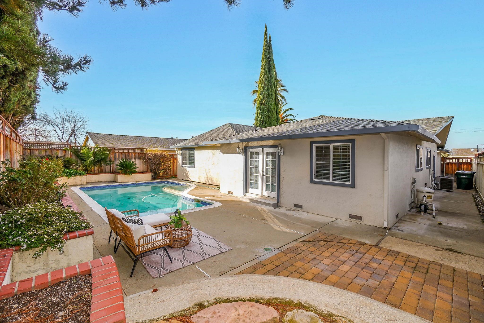 Detail Gallery Image 34 of 53 For 1144 El Dorado Dr, Livermore,  CA 94550 - 4 Beds | 2 Baths