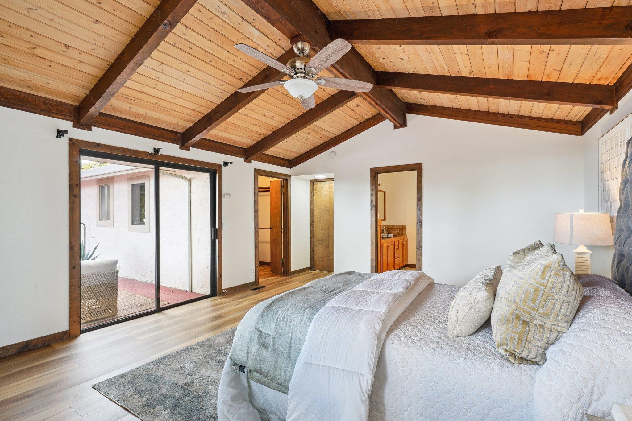 Detail Gallery Image 19 of 30 For 23762 Hutchinson Rd, Los Gatos,  CA 95033 - 4 Beds | 3 Baths