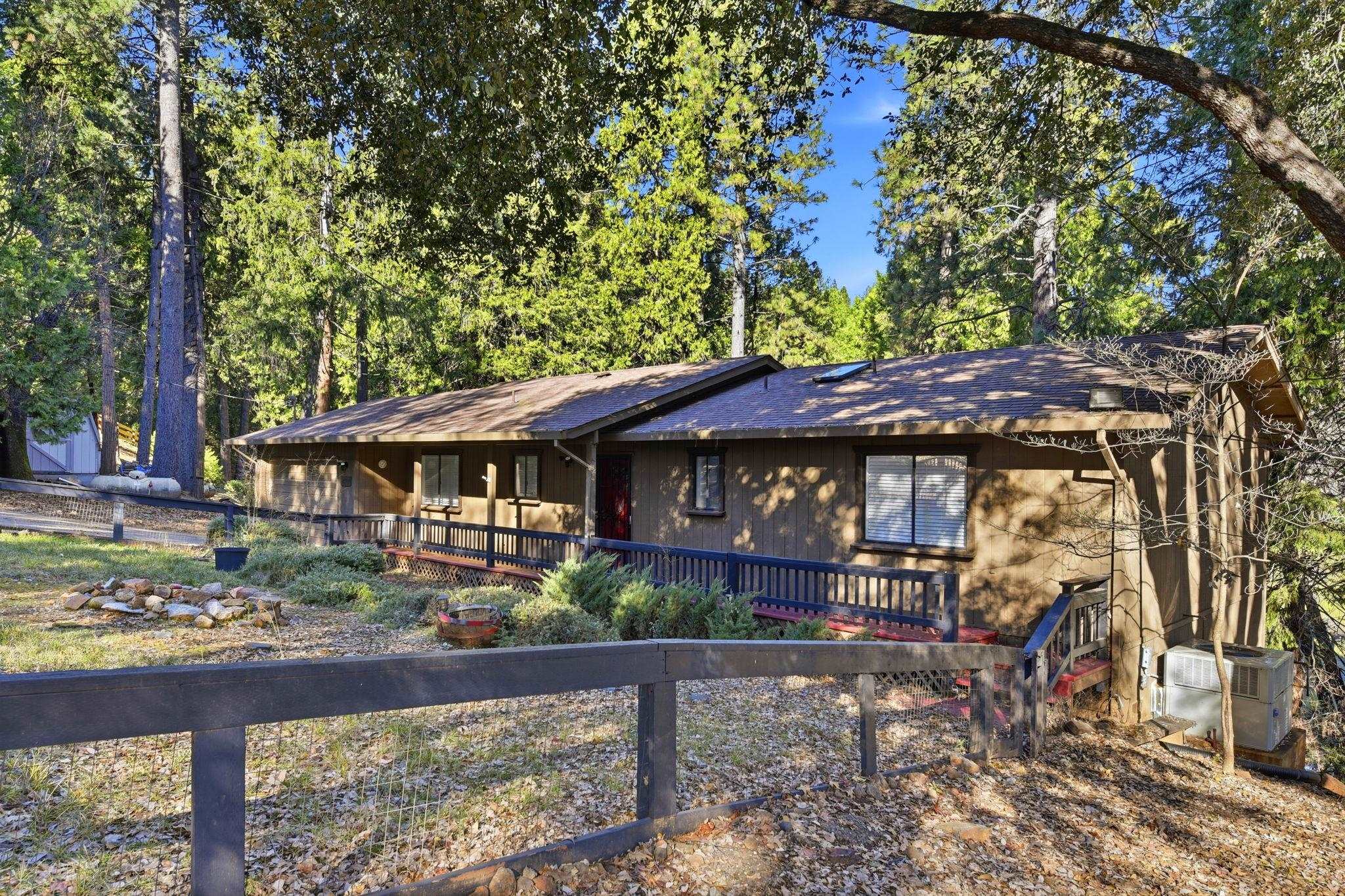 Detail Gallery Image 2 of 32 For 27701 Evelyn Ct, Pioneer,  CA 95666 - 3 Beds | 2 Baths