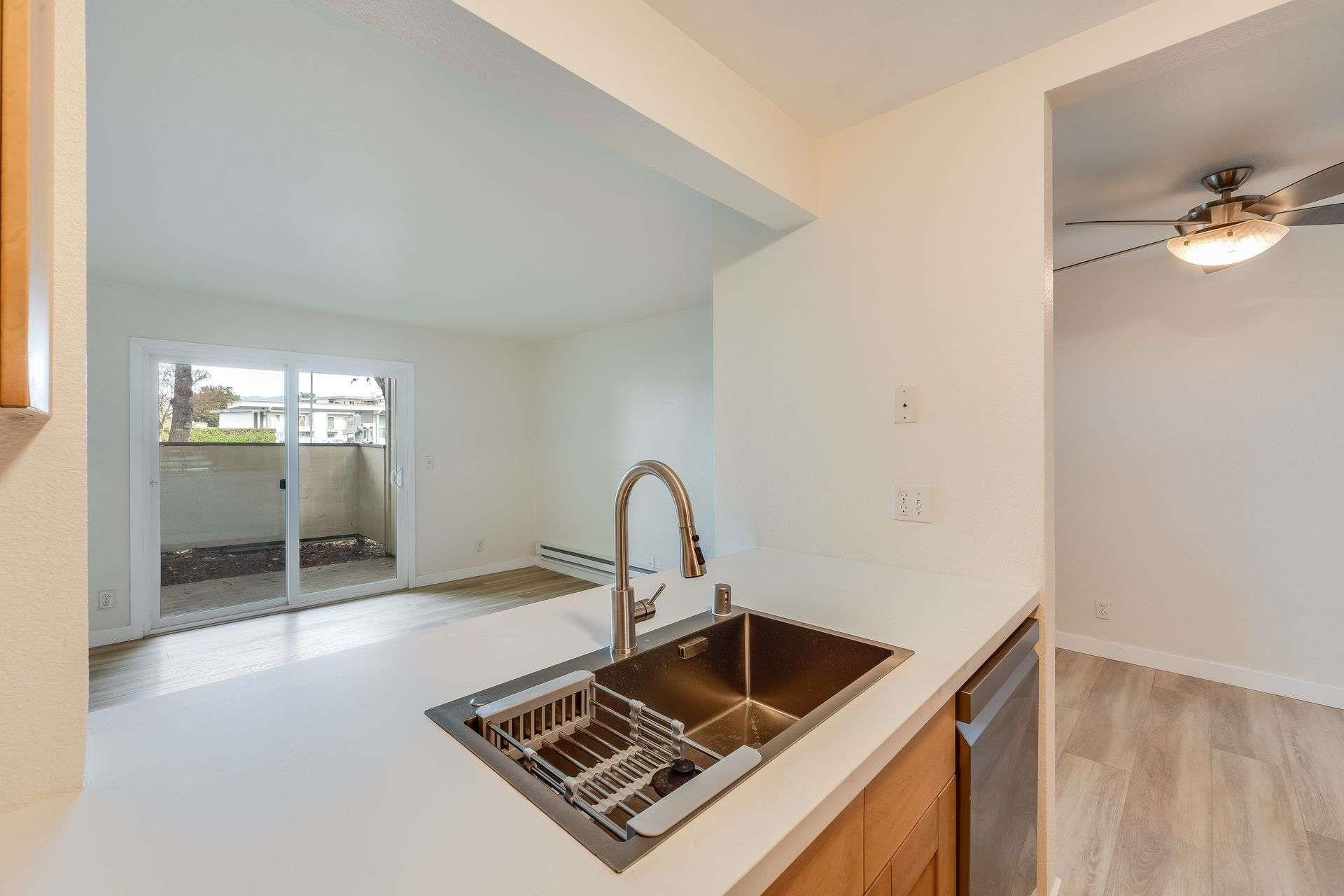 Photo #10: 41121604 Listing: Photo #10