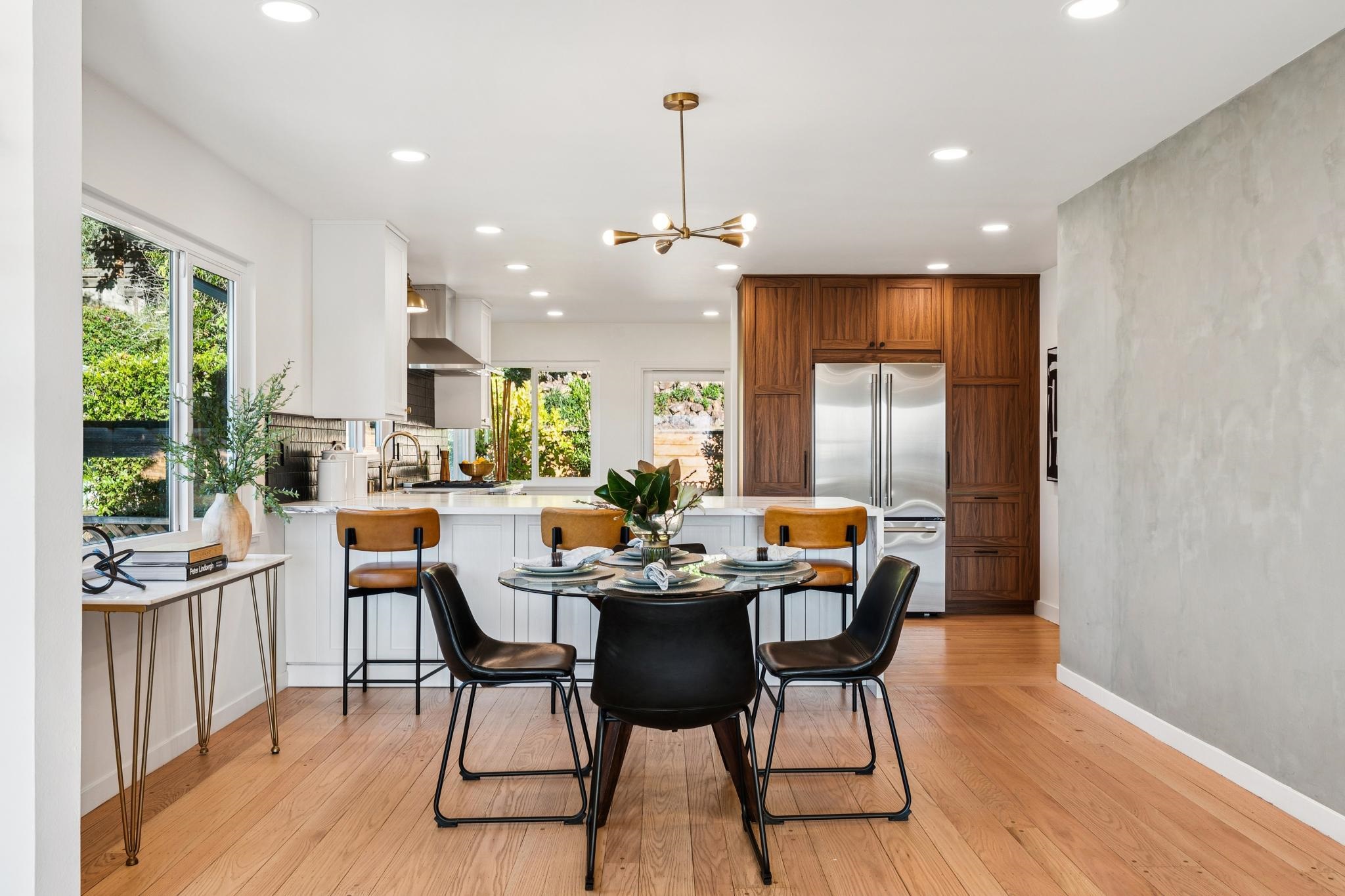 Detail Gallery Image 12 of 60 For 4671 Stauffer Pl, Oakland,  CA 94619 - 4 Beds | 3/1 Baths